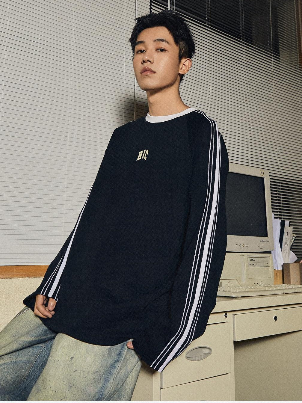 RickyisClown Retro Chain Stitch Embroidered Webbing Colorblock Men's Long Sleeve T-shirts
