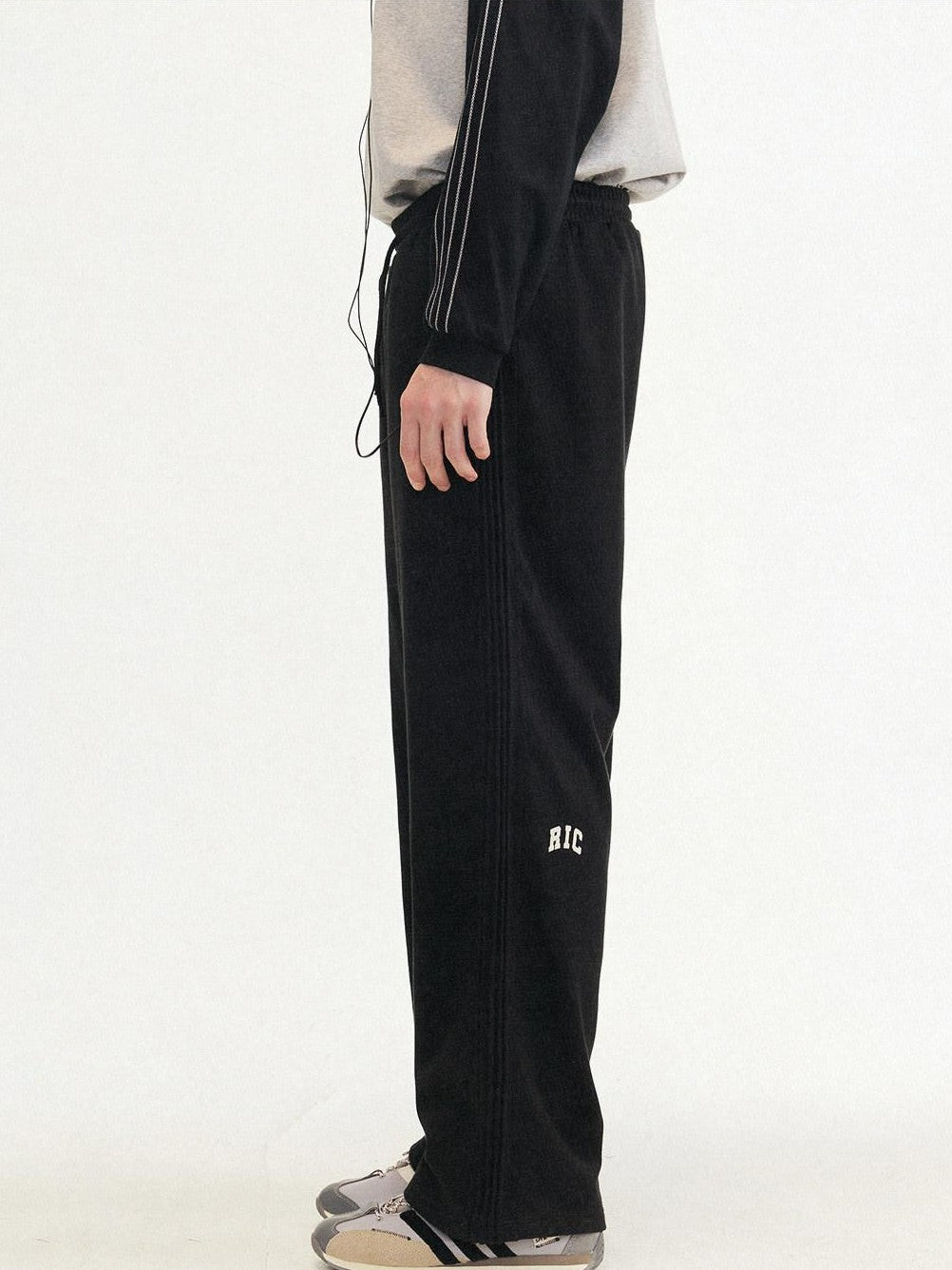 RickyisClown Black Striped Side Pleat Chinese Streetwear Men's Cotton Blend Sweatpants