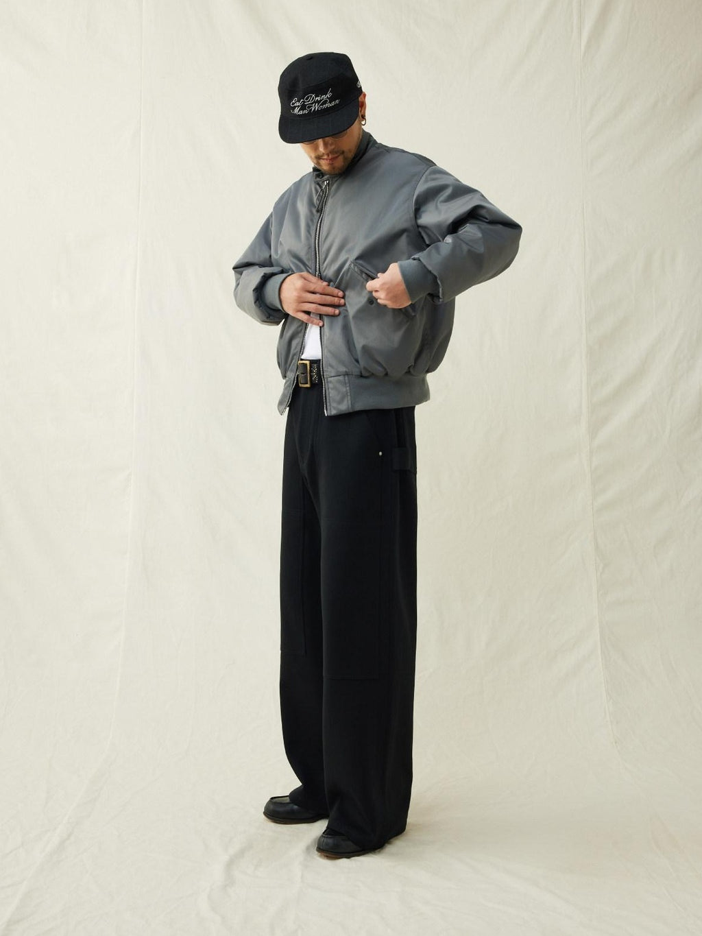 SUPERTOFU Cozy Straight Leg Youth Casual Deep Gray Black Multiple Sizes Sweatpants/Joggers