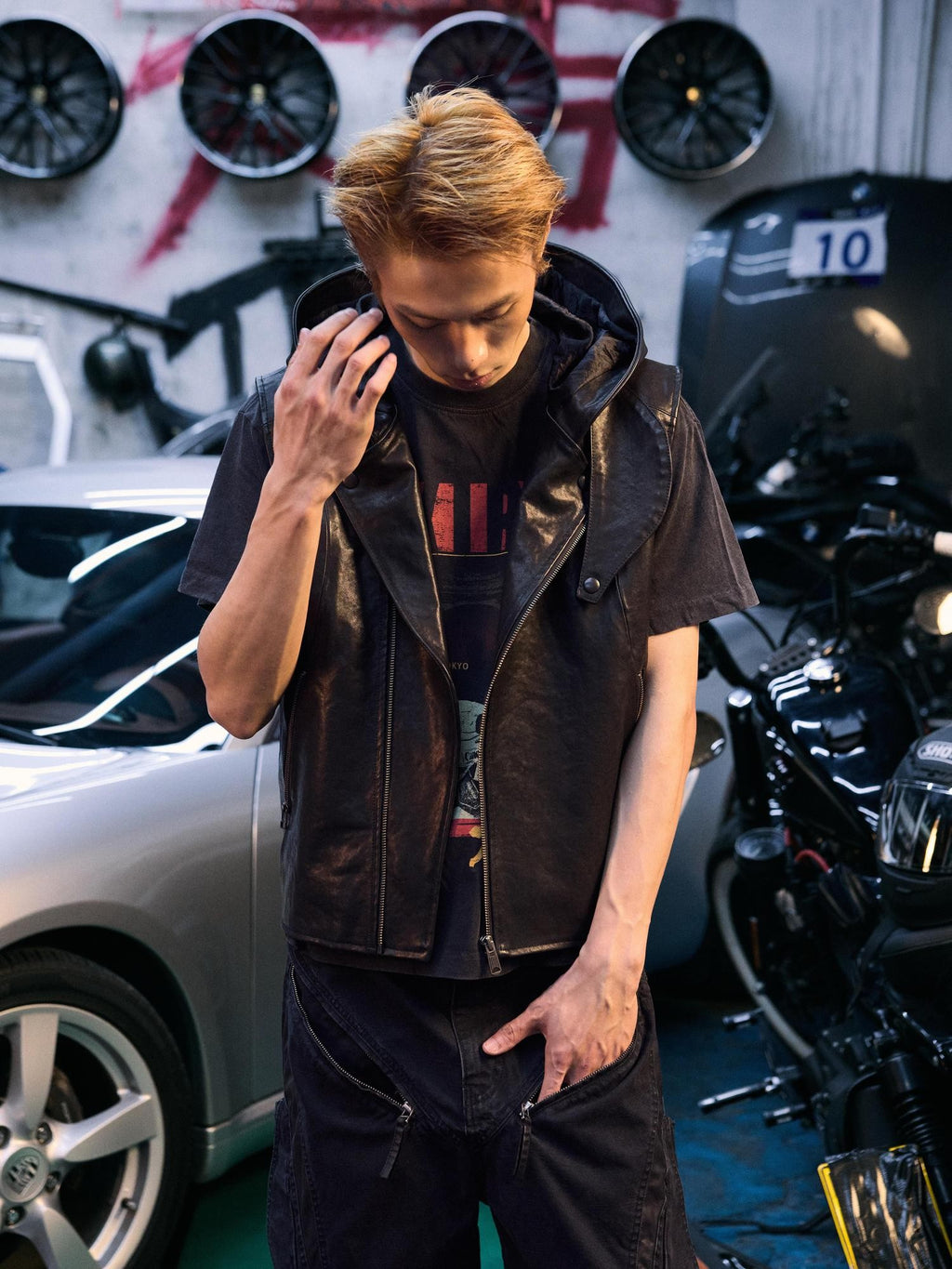 AvinMade Solid Black Biker Hooded Zipper Loose Fit Women's Cowhide Softshell Vests