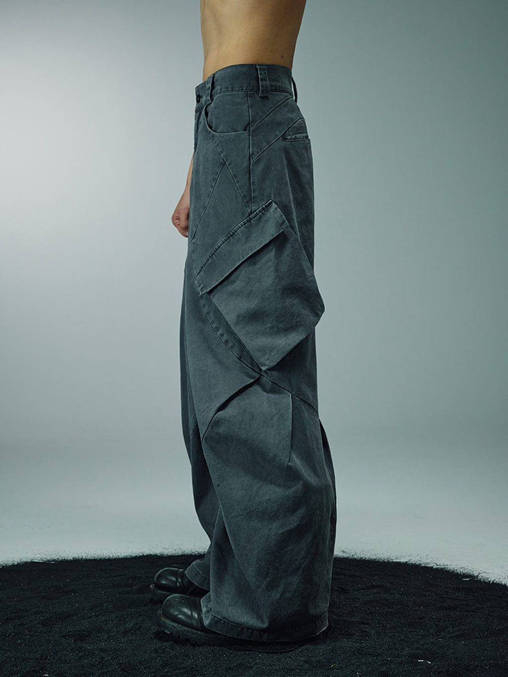 AvinMade Washed Curved Seam Cargo Mid Rise Women's Cotton Wide-leg Pants