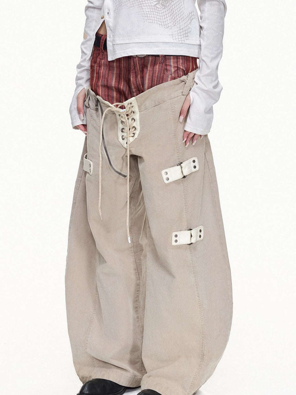 EMOBROTHER Shape Retaining Relaxed Patchwork Curved Beige Striped Wide-Leg Jeans