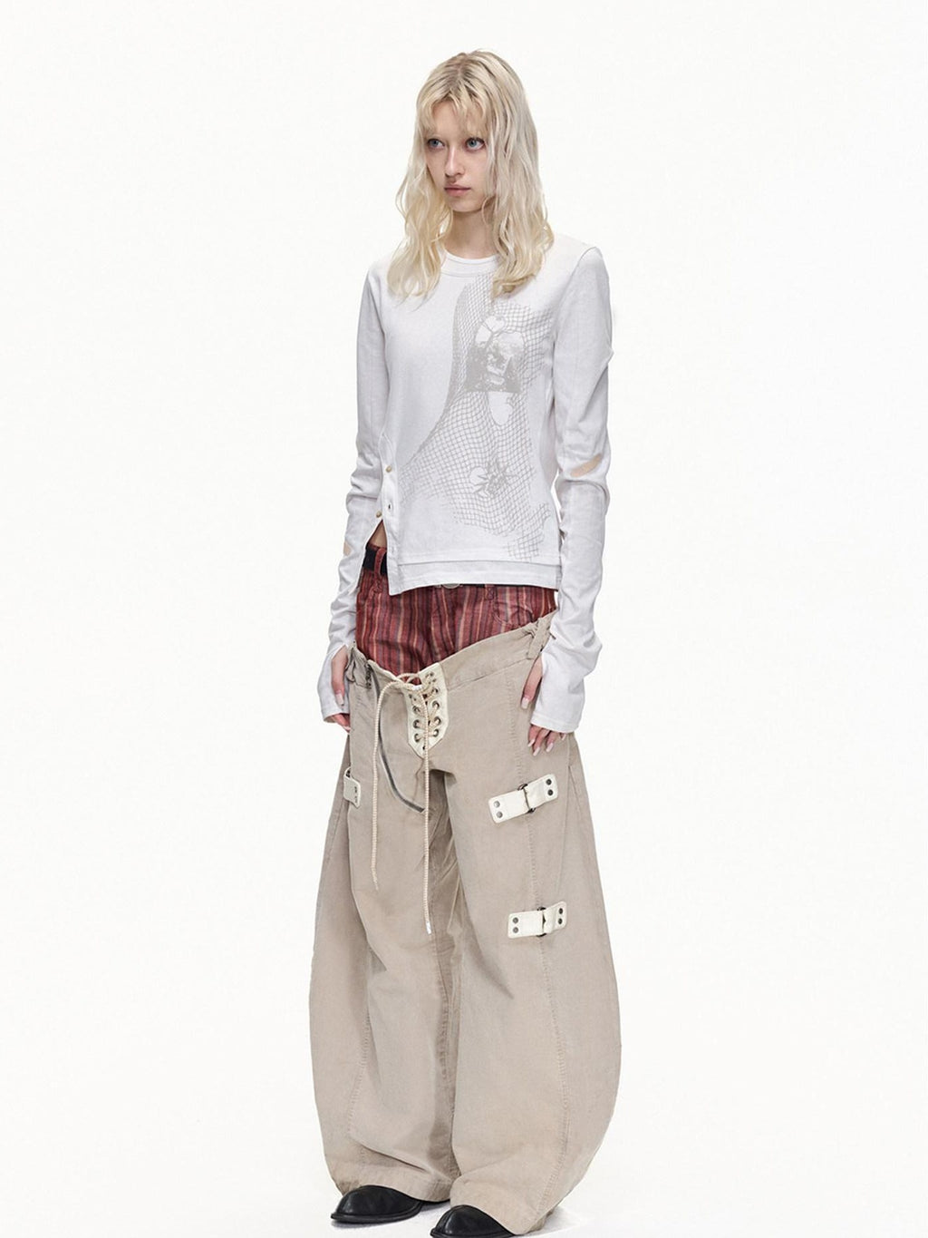 EMOBROTHER Shape Retaining Relaxed Patchwork Curved Beige Striped Wide-Leg Jeans