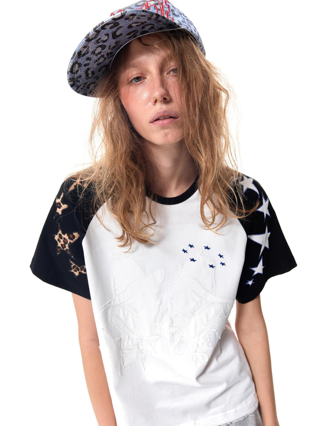 HAS2SONS Black White Raglan Applique Figure Print Women's Cotton Short Sleeve T-shirts