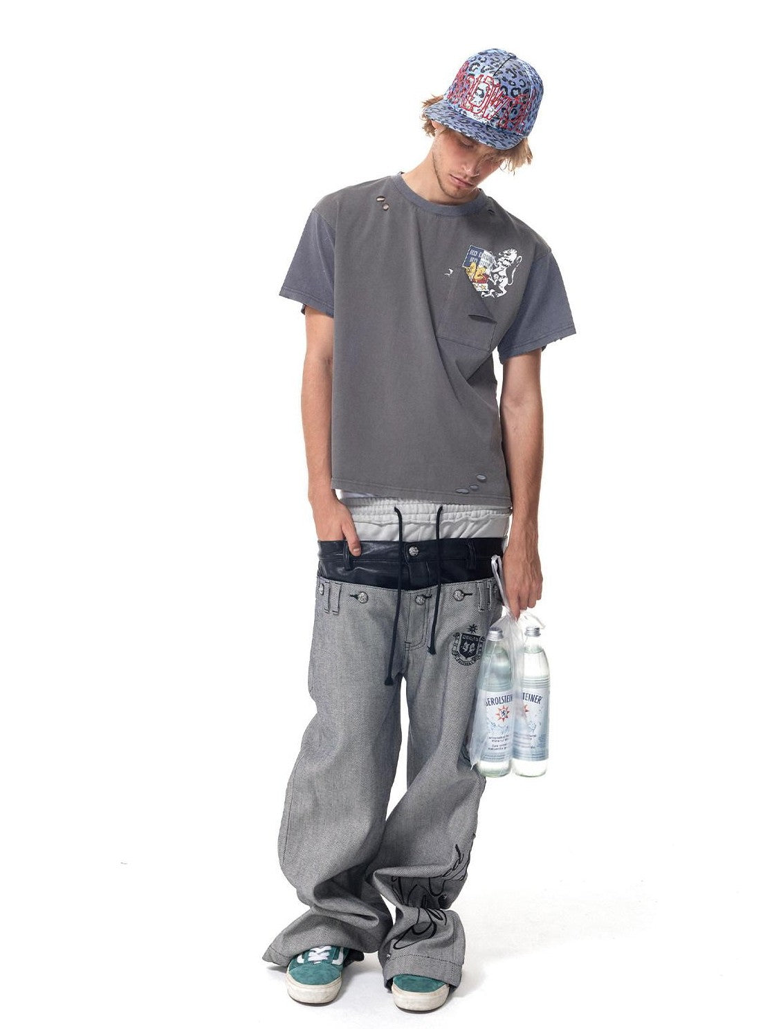 HAS2SONS Boxy Patchwork Pocket Women's Washed Gray Short Sleeve T-shirts