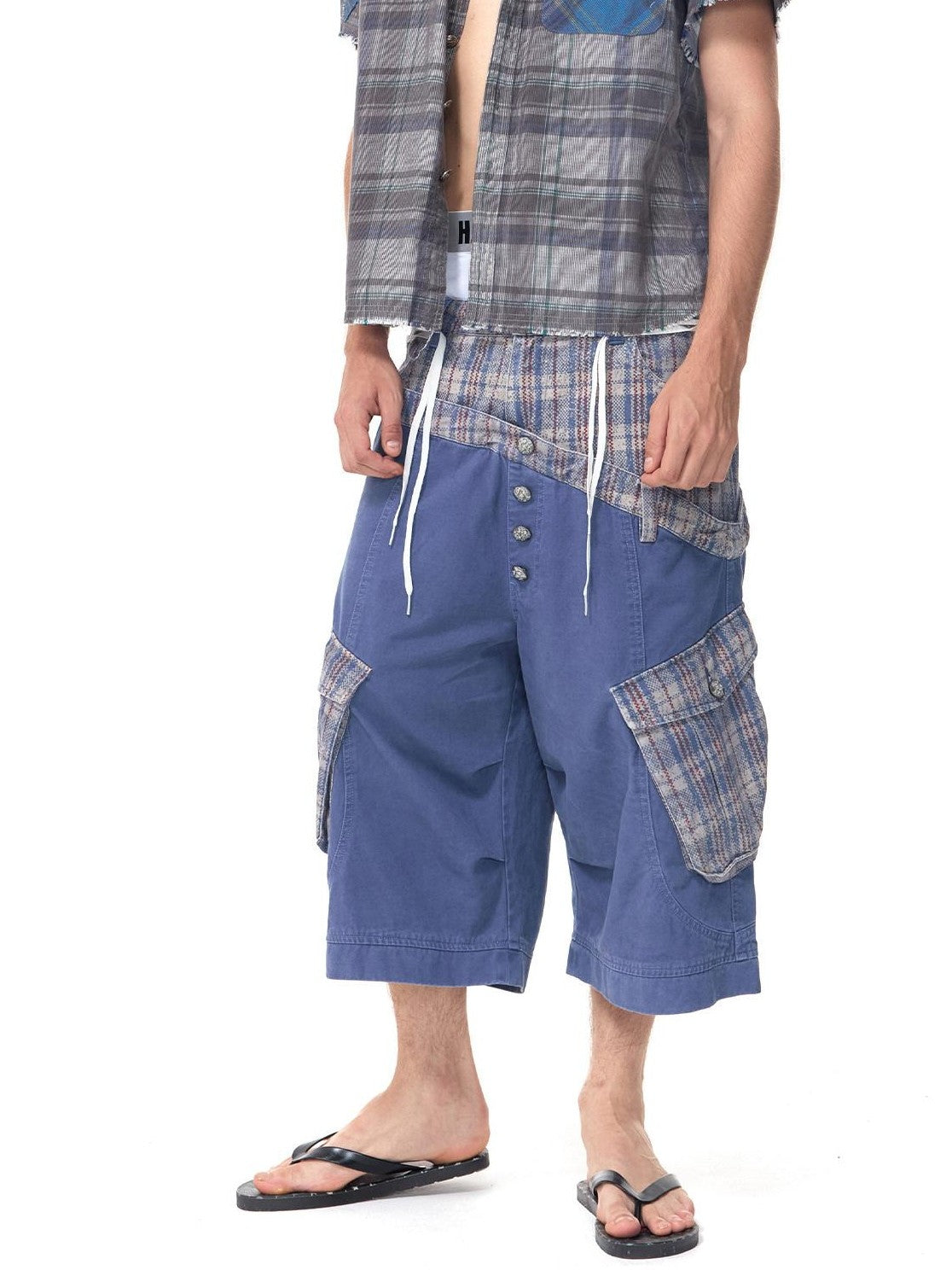 HAS2SONS Cropped Snakeskin Patchwork Plaid Double Waist Four Button Women's Cargo Shorts