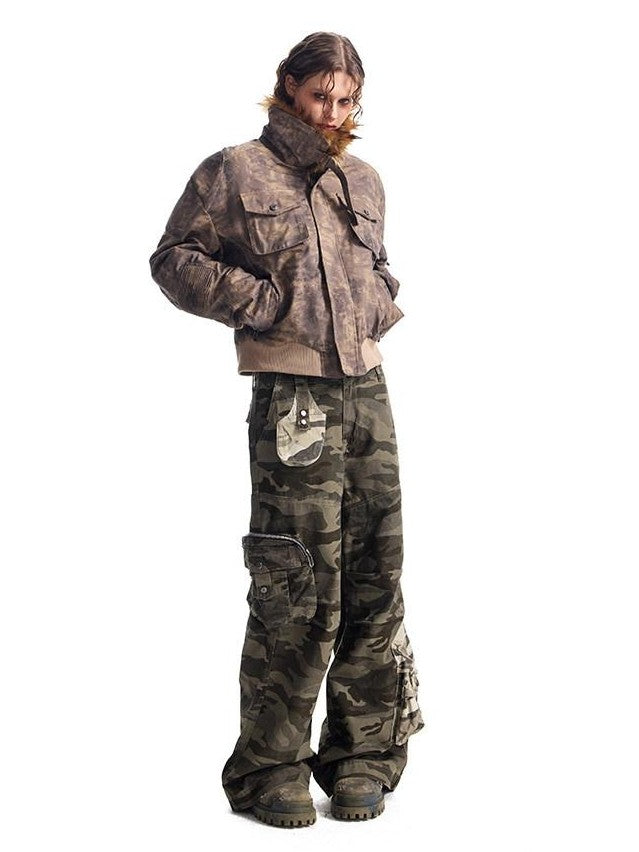 HAS2SONS Desert Camo Cropped Padded Shoulders Detachable Fur Collar Women's Field Jackets