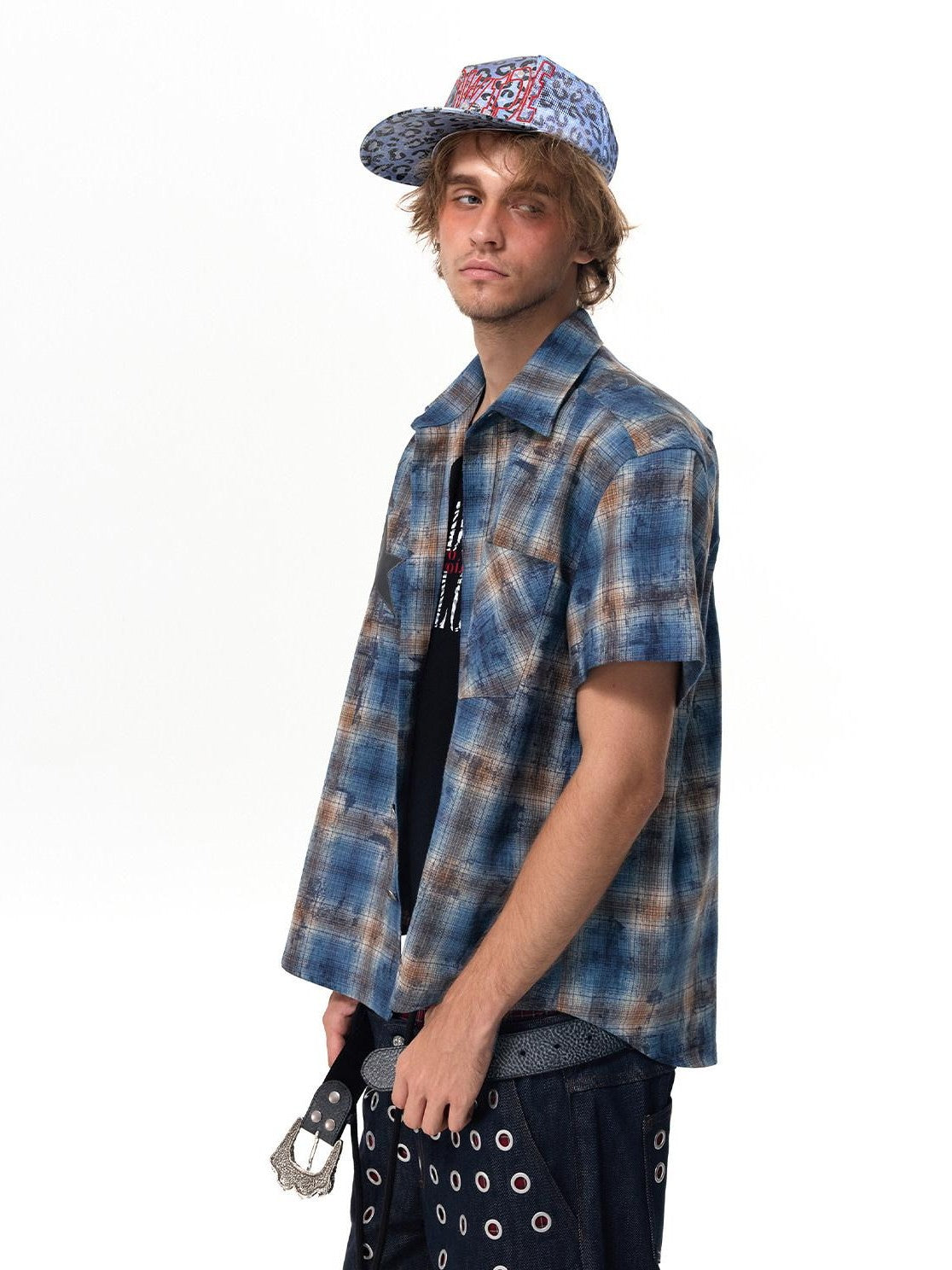HAS2SONS Distressed Star Applique Colorblock Boxy Women's Cotton Blend Flannel Shirts