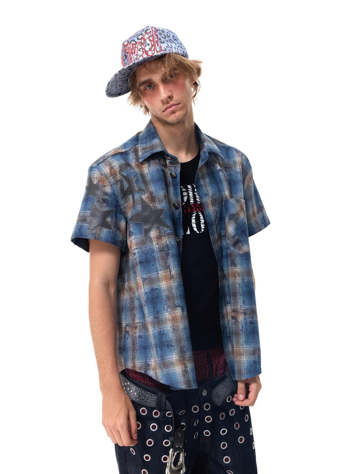 HAS2SONS Distressed Star Applique Colorblock Boxy Women's Cotton Blend Flannel Shirts