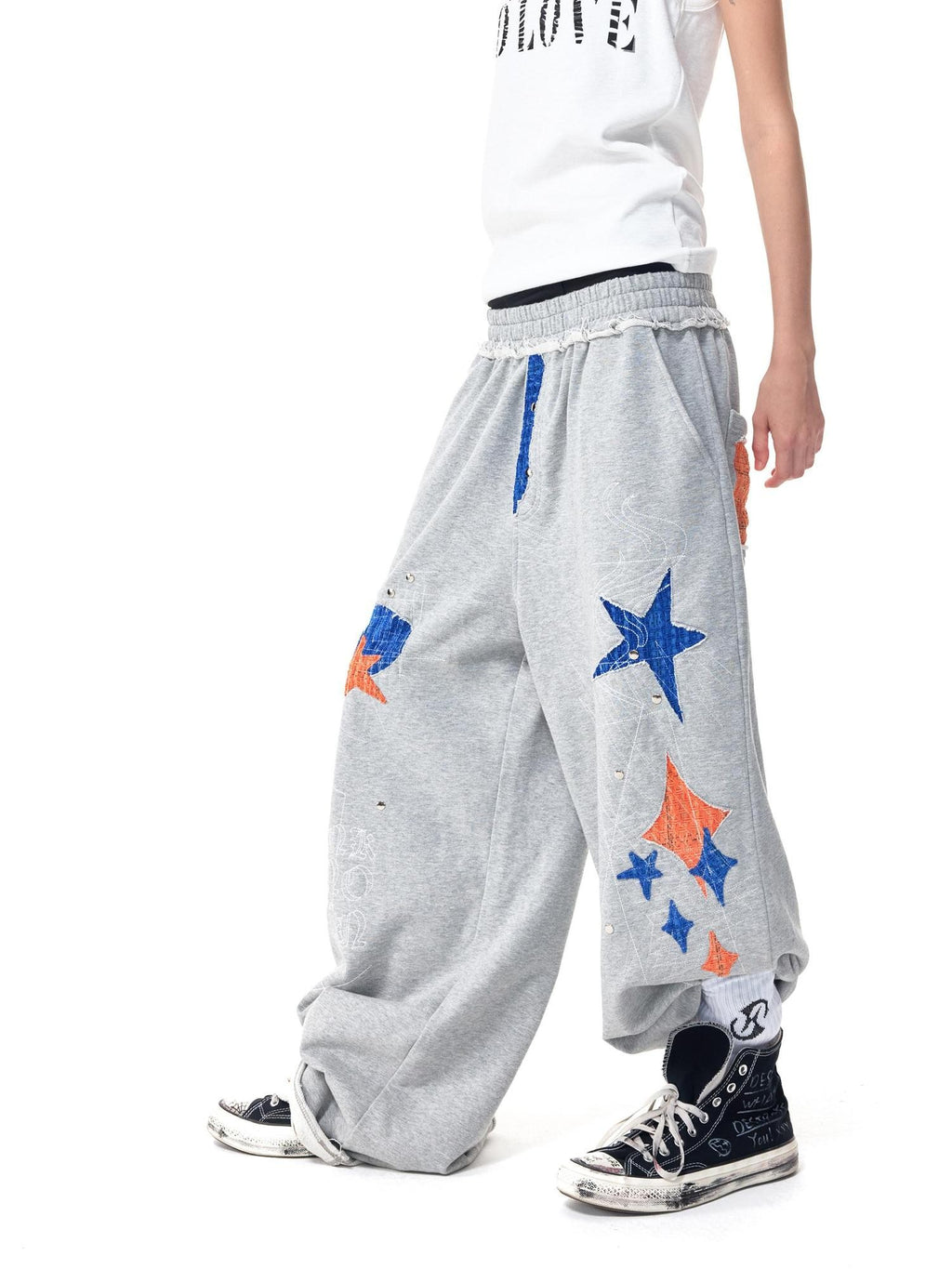 HAS2SONS Gray Star Patch Distressed Applique Embroidery Studded Baggy Women's Sweatpants