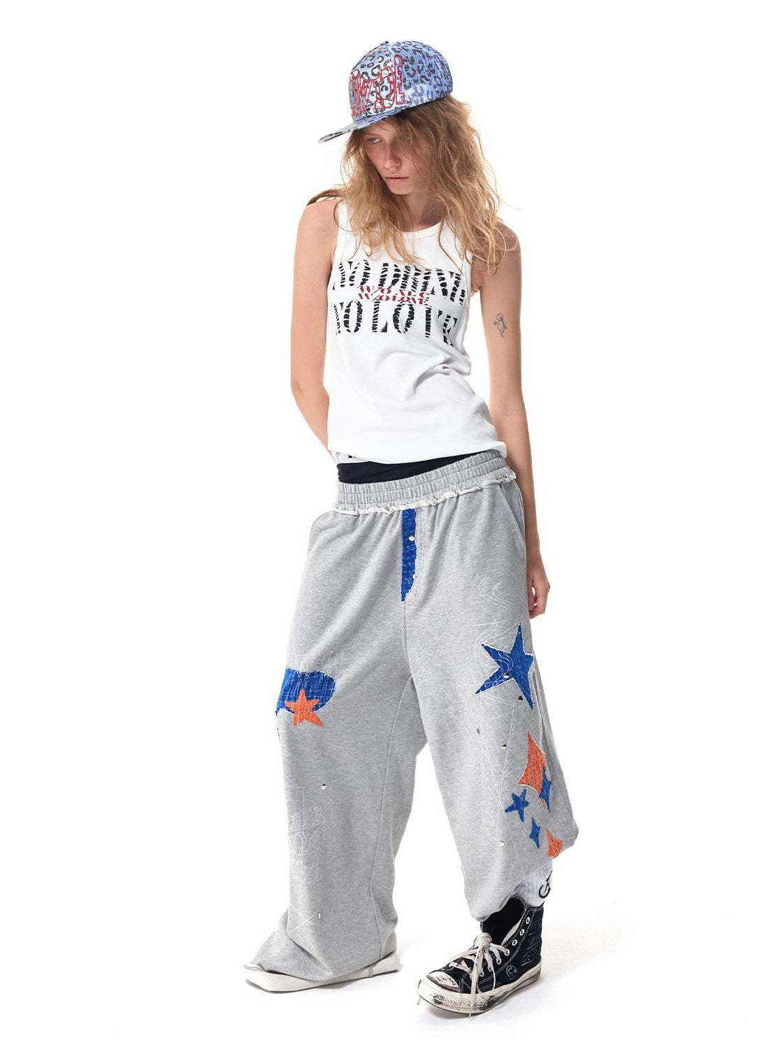 HAS2SONS Gray Star Patch Distressed Applique Embroidery Studded Baggy Women's Sweatpants