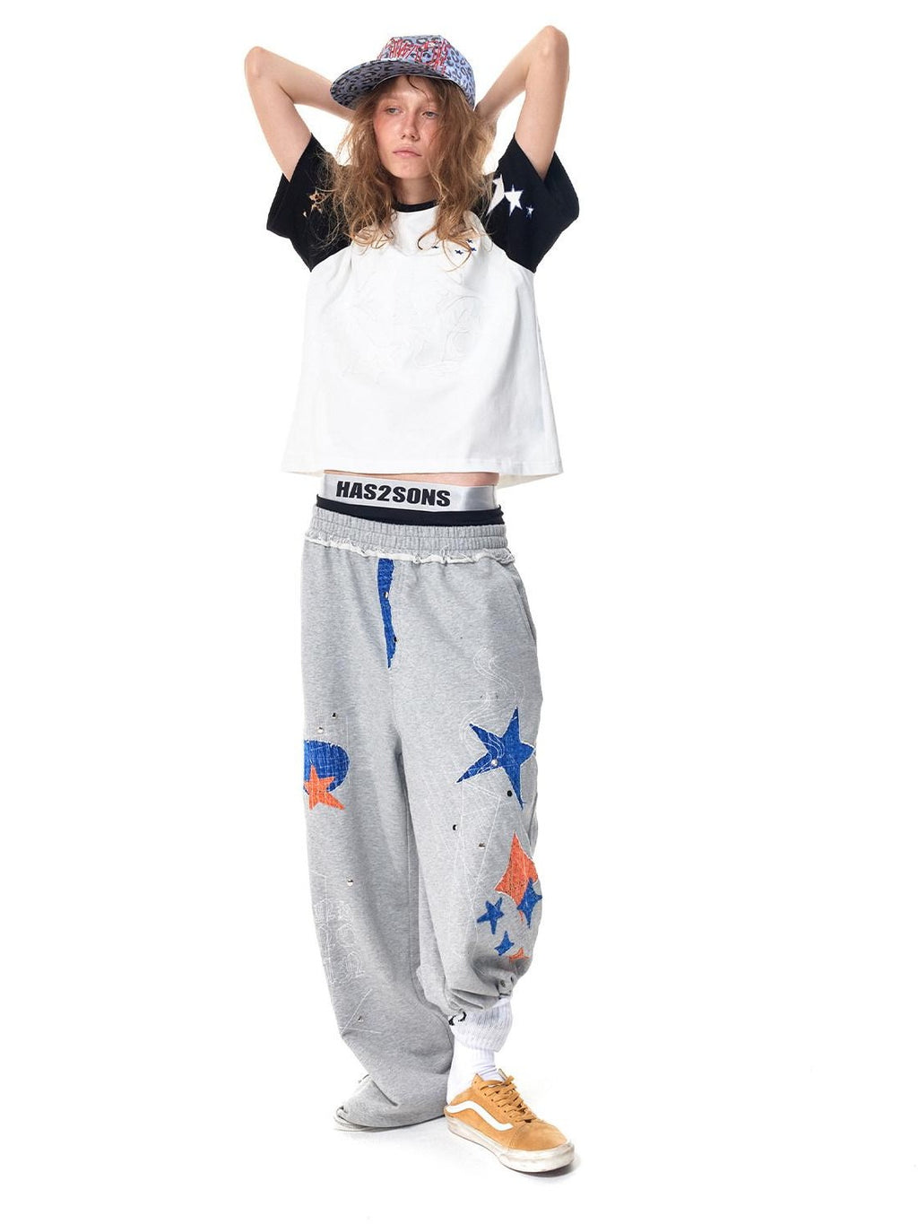 HAS2SONS Gray Star Patch Distressed Applique Embroidery Studded Baggy Women's Sweatpants