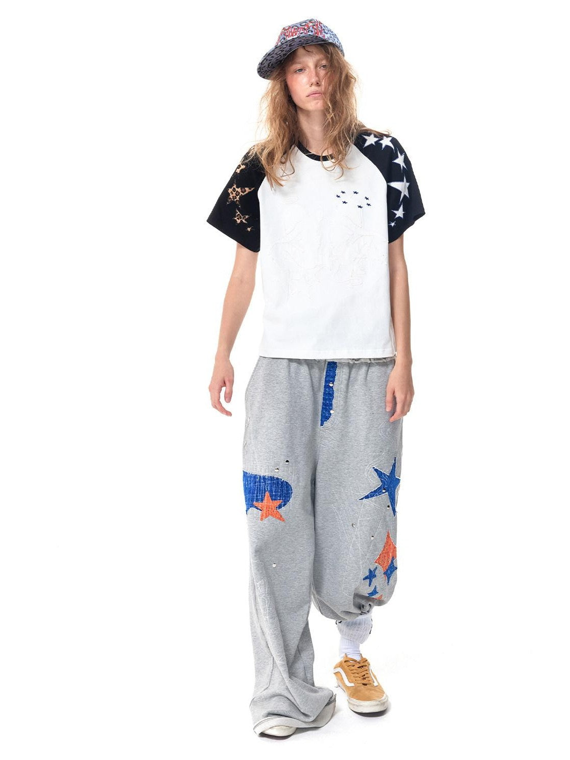 HAS2SONS Gray Star Patch Distressed Applique Embroidery Studded Baggy Women's Sweatpants