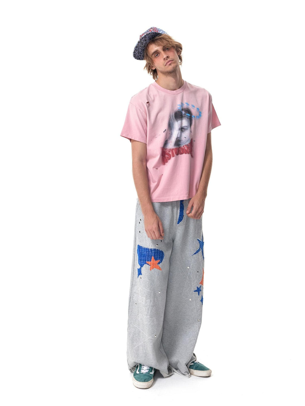 HAS2SONS Gray Star Patch Distressed Applique Embroidery Studded Baggy Women's Sweatpants
