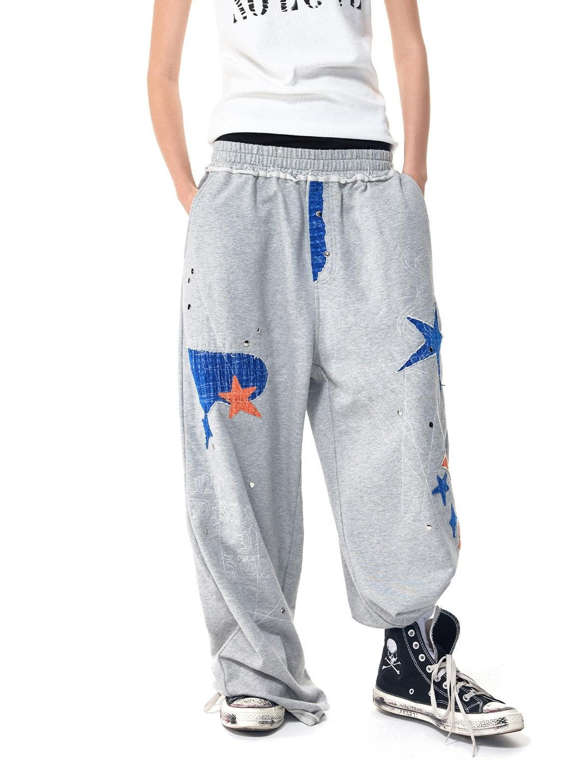 HAS2SONS Gray Star Patch Distressed Applique Embroidery Studded Baggy Women's Sweatpants