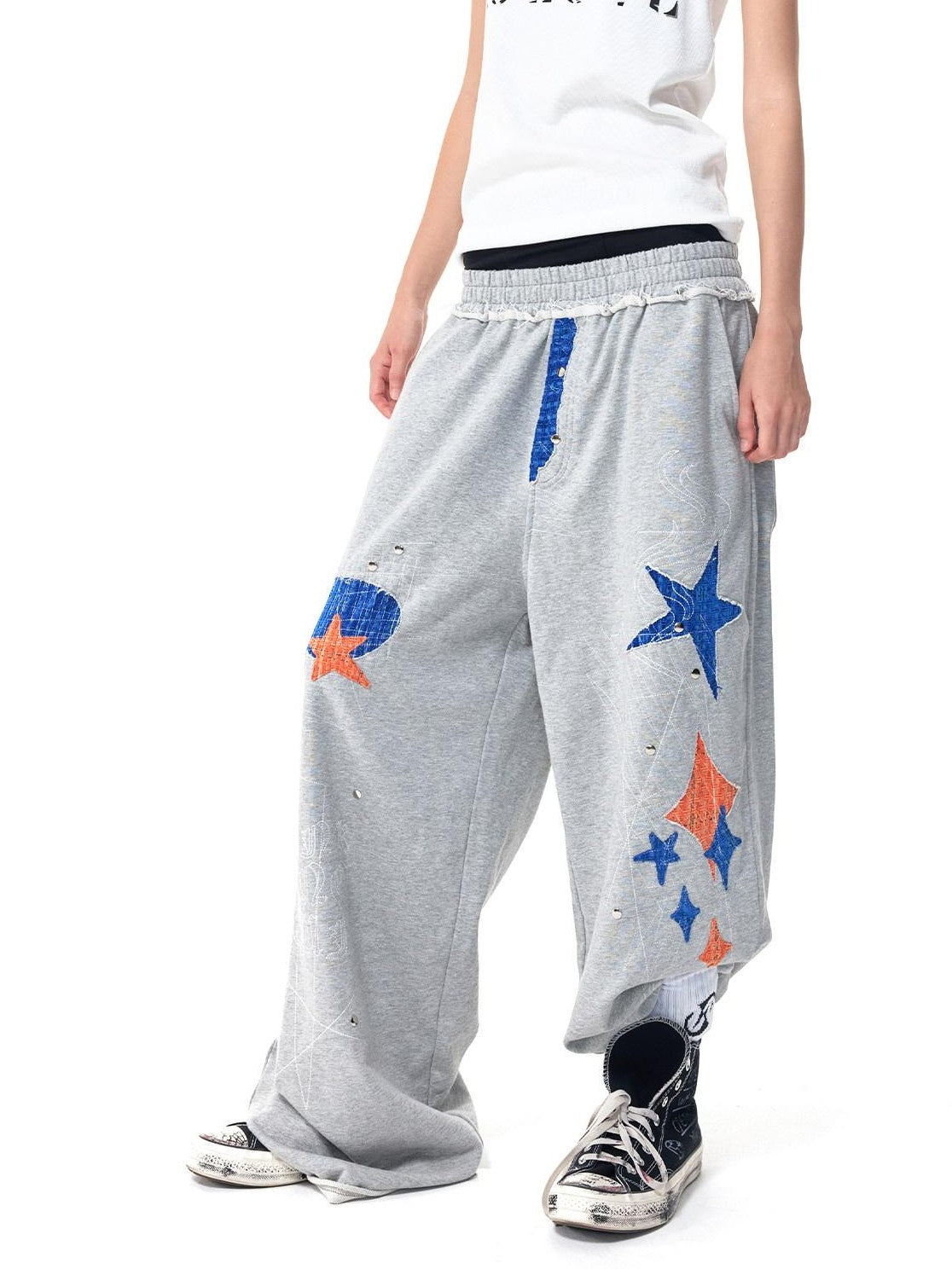 HAS2SONS Gray Star Patch Distressed Applique Embroidery Studded Baggy Women's Sweatpants