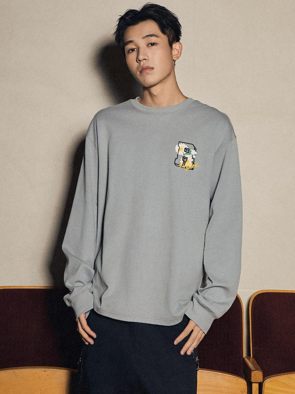 RickyisClown Daisy Embroidered Crew Neck Loose Fit Men's Cotton Blend Long Sleeve T-shirts