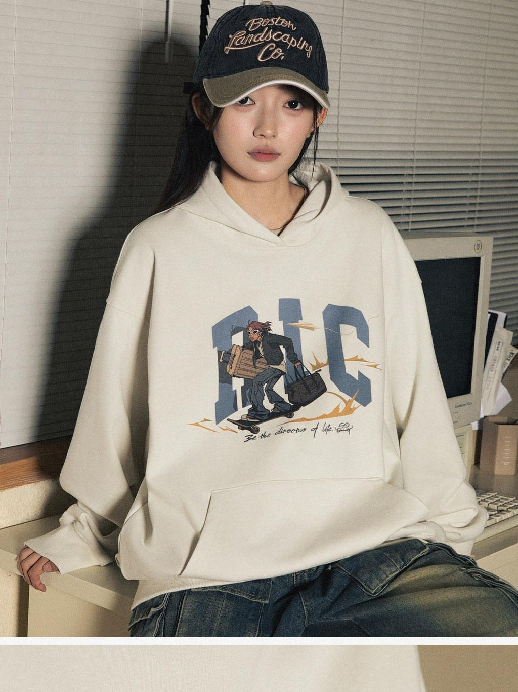 RickyisClown Gray Apricot Character Graphic Print Men's Cotton Blend Pullover Hoodies