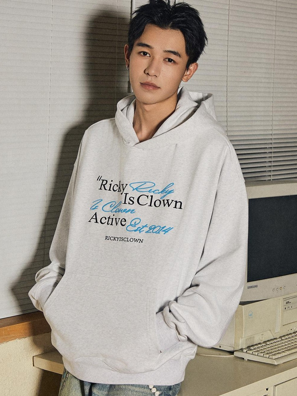 RickyisClown Heather Grey Handwritten Embroidery Hooded Men's Cotton Blend Pullover Hoodies