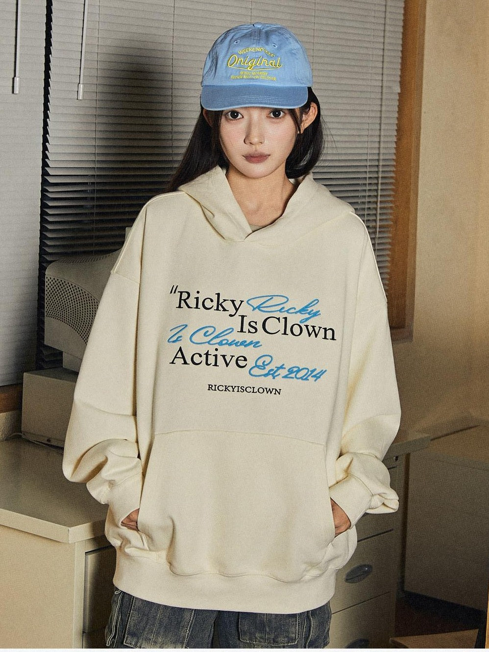 RickyisClown Heather Grey Handwritten Embroidery Hooded Men's Cotton Blend Pullover Hoodies