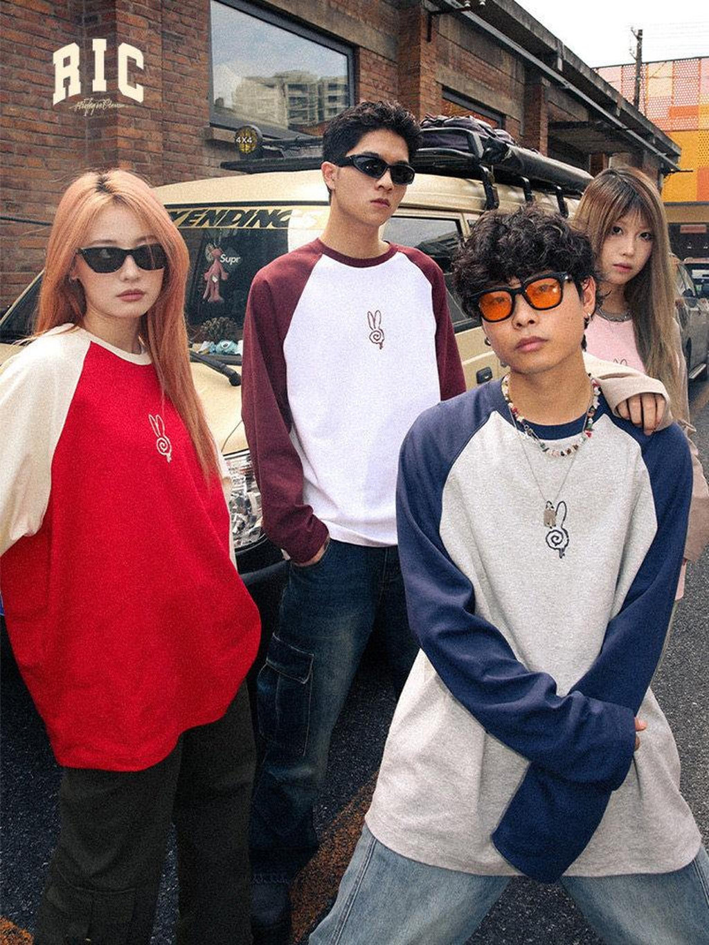RickyisClown Swirl Rabbit Graphic Raglan Oversized Men's Long Sleeve T-shirts
