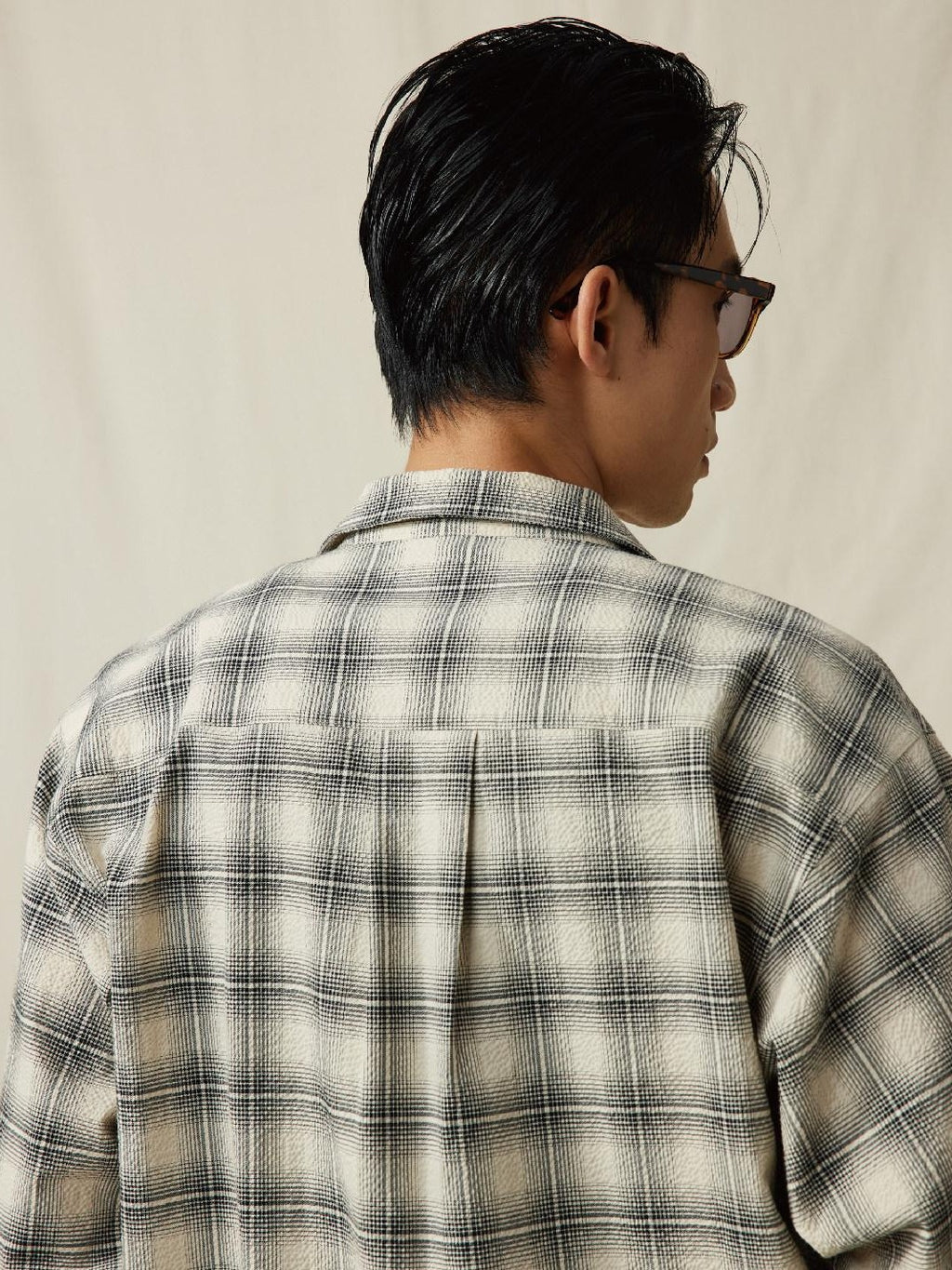 SUPERTOFU Breathable Cotton Loose Fit Cuban Collar Button Up Vintage Plaid Unisex Shirts