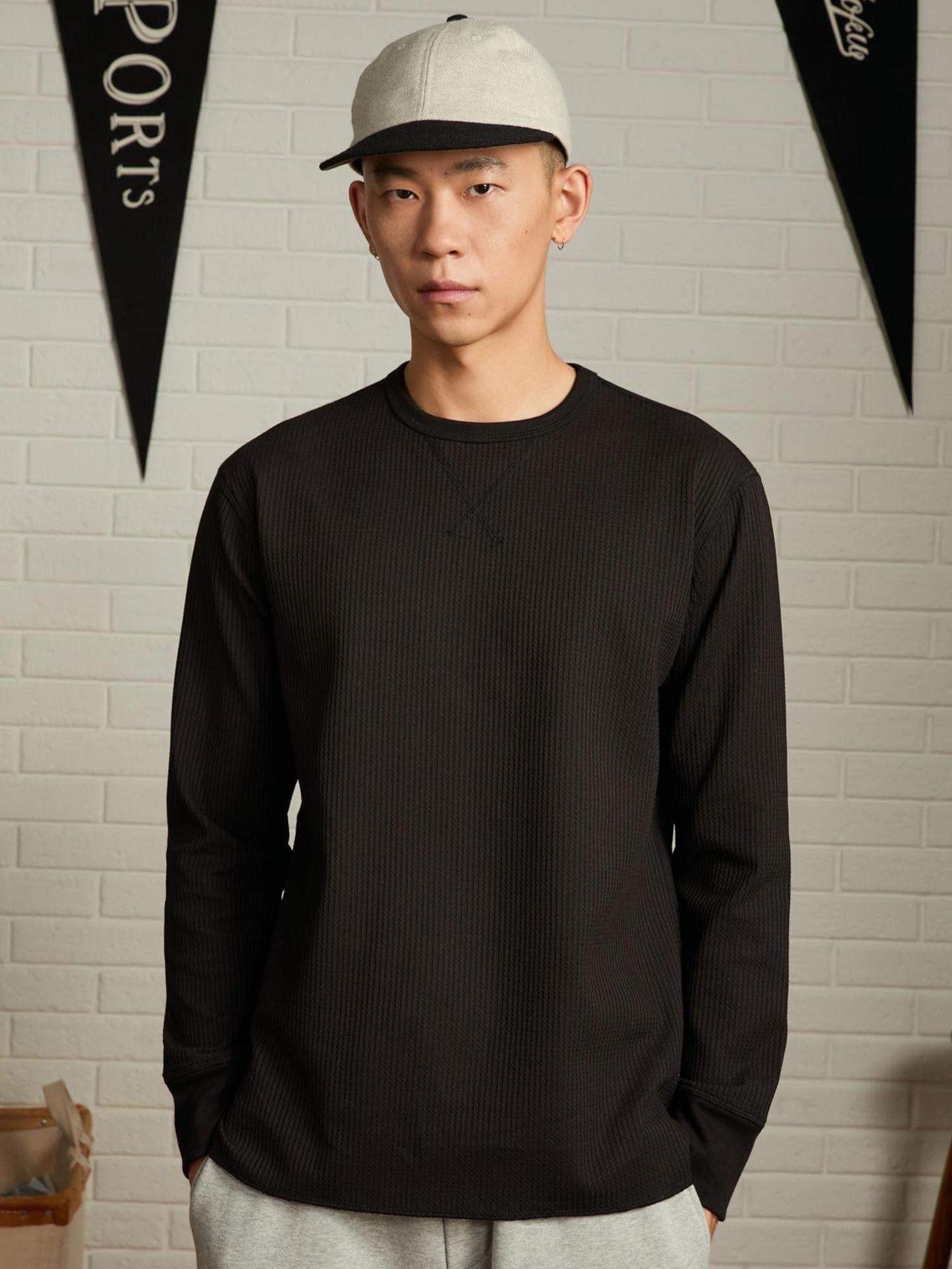 SUPERTOFU Breathable Polyester Japanese Round Neck Unisex Solid Black Long Sleeve T-Shirts