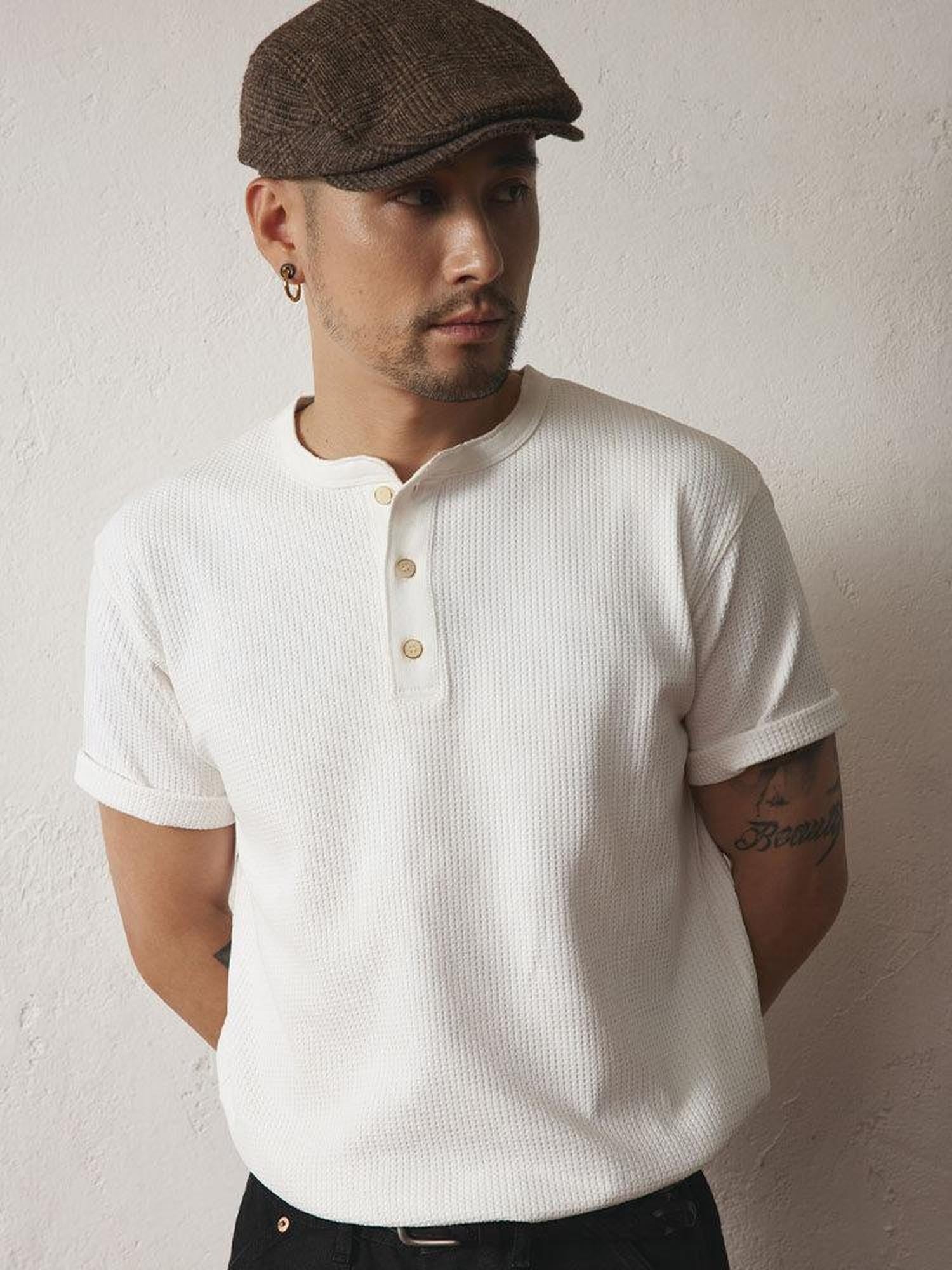SUPERTOFU Breathable Vintage Henley Relaxed Fit Unisex Solid Poly Short Sleeve T-Shirts