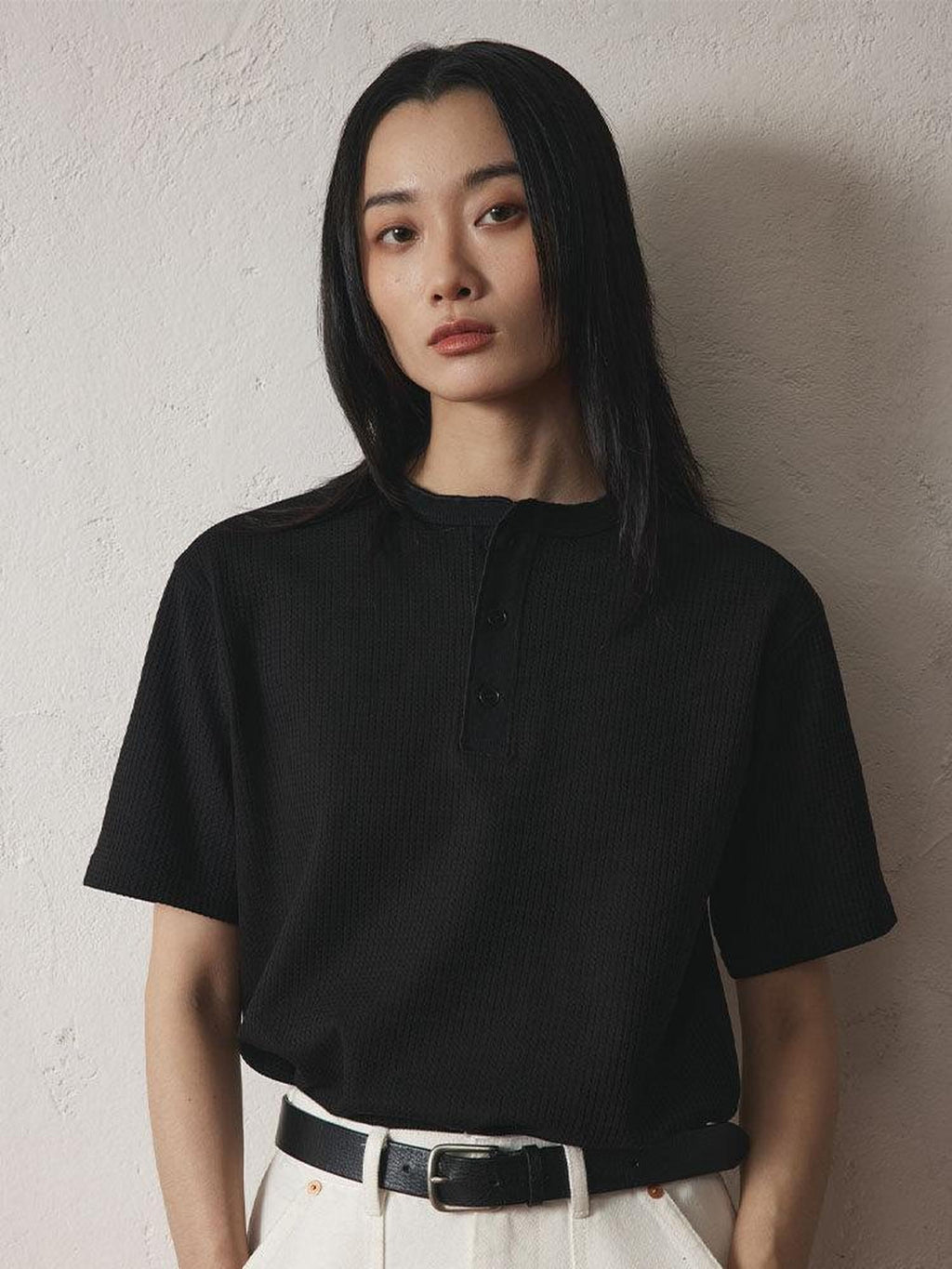 SUPERTOFU Breathable Vintage Henley Relaxed Fit Unisex Solid Poly Short Sleeve T-Shirts