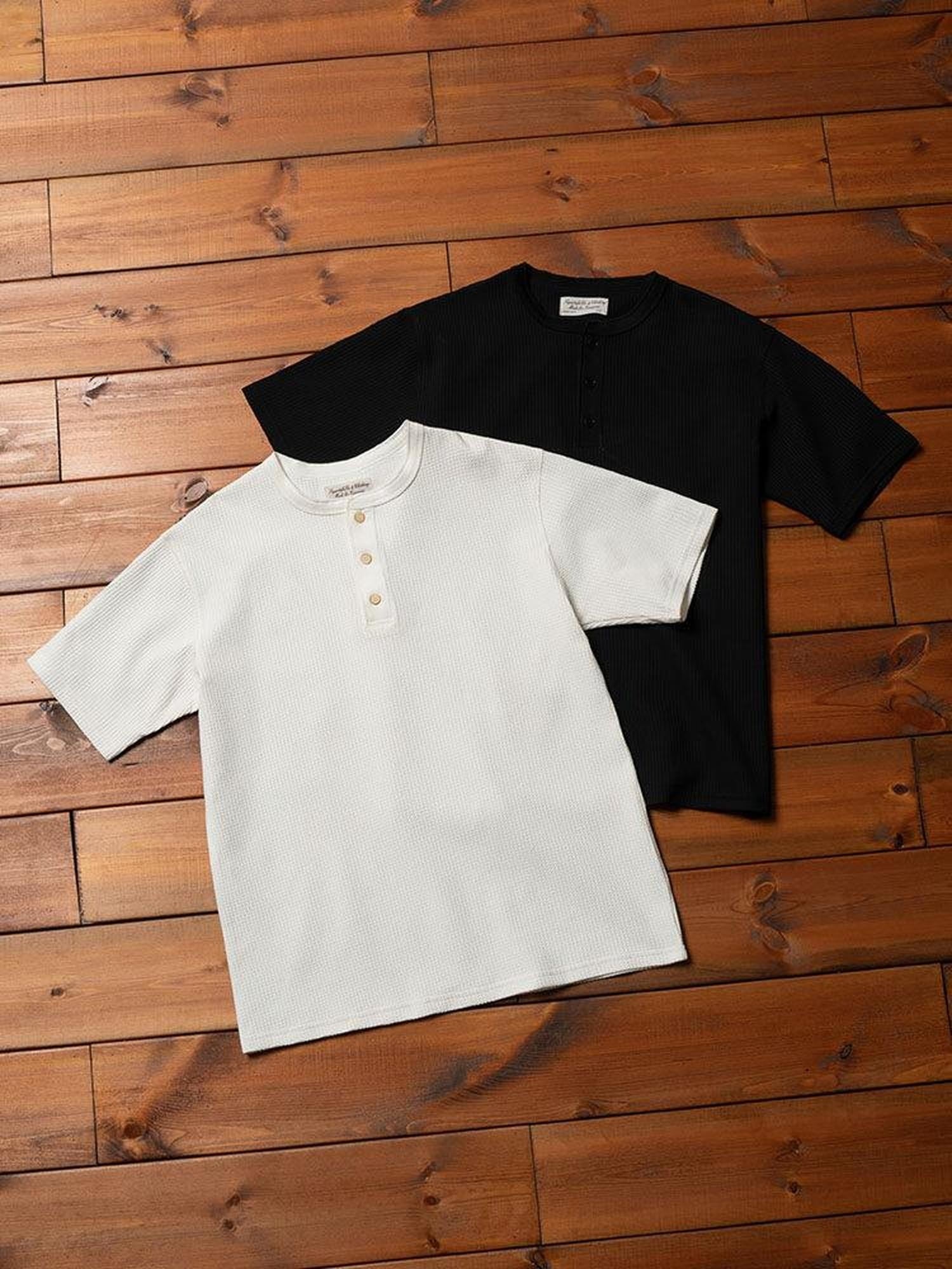 SUPERTOFU Breathable Vintage Henley Relaxed Fit Unisex Solid Poly Short Sleeve T-Shirts