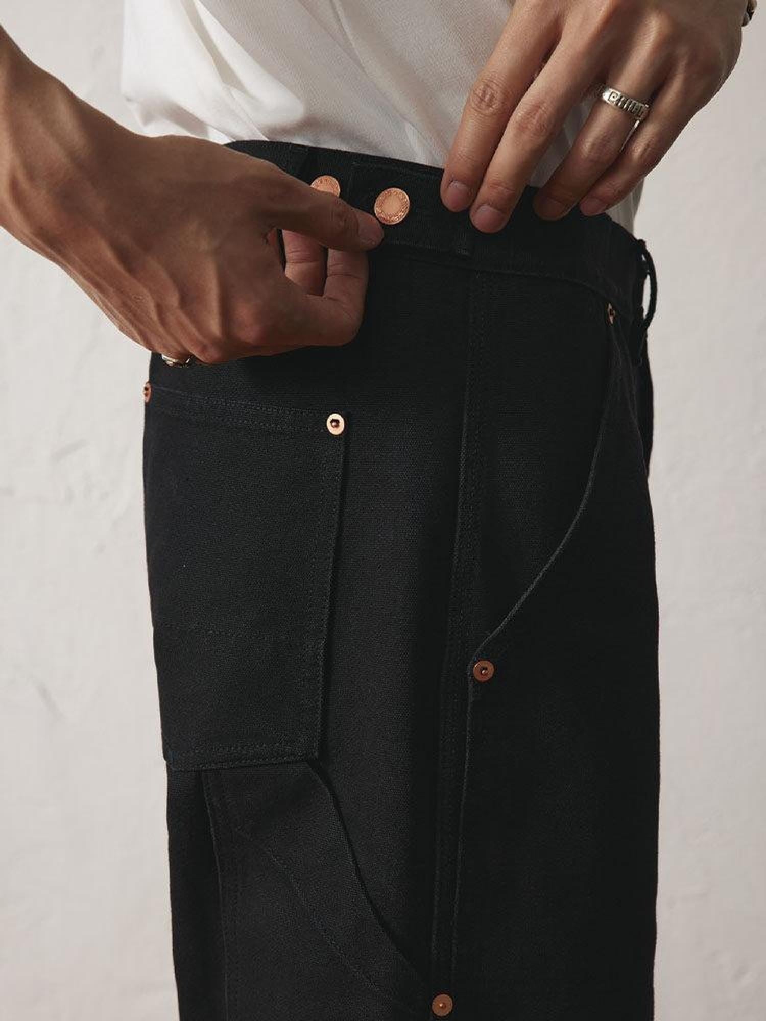SUPERTOFU Comfortable Loose Fit Youth Casual Everyday Solid Black Beige Straight Pants