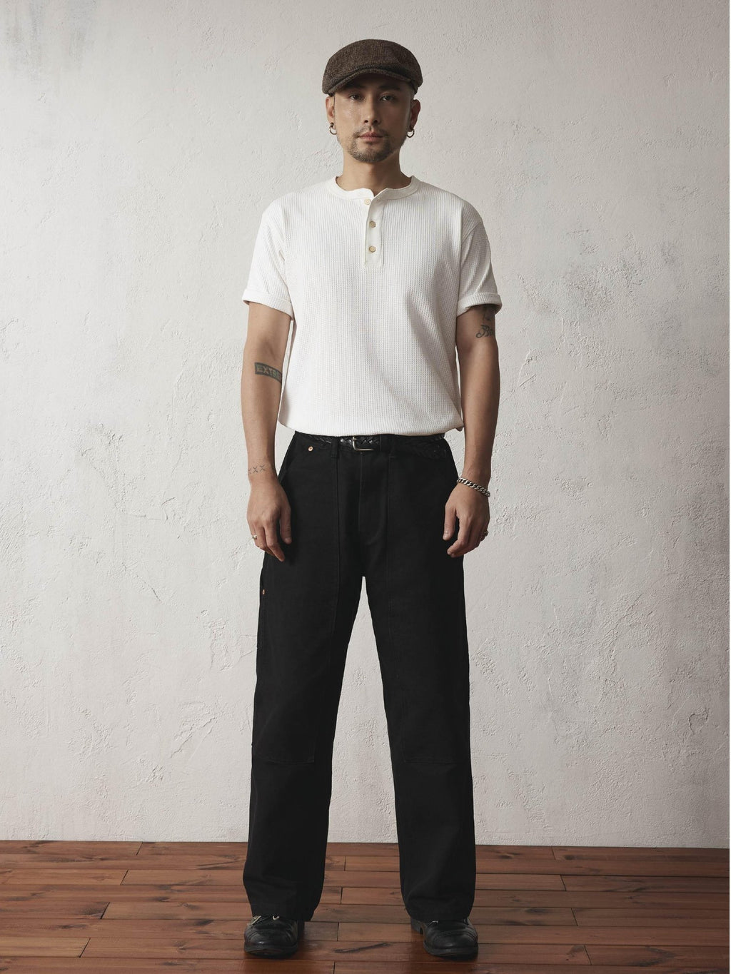 SUPERTOFU Comfortable Loose Fit Youth Casual Everyday Solid Black Beige Straight Pants