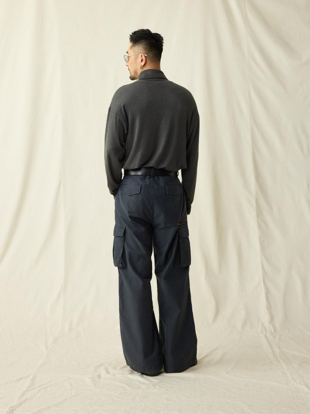 SUPERTOFU Distressed Loose Fit Cargo Workwear Unisex Gray Cotton Zipper Fly Straight Pants