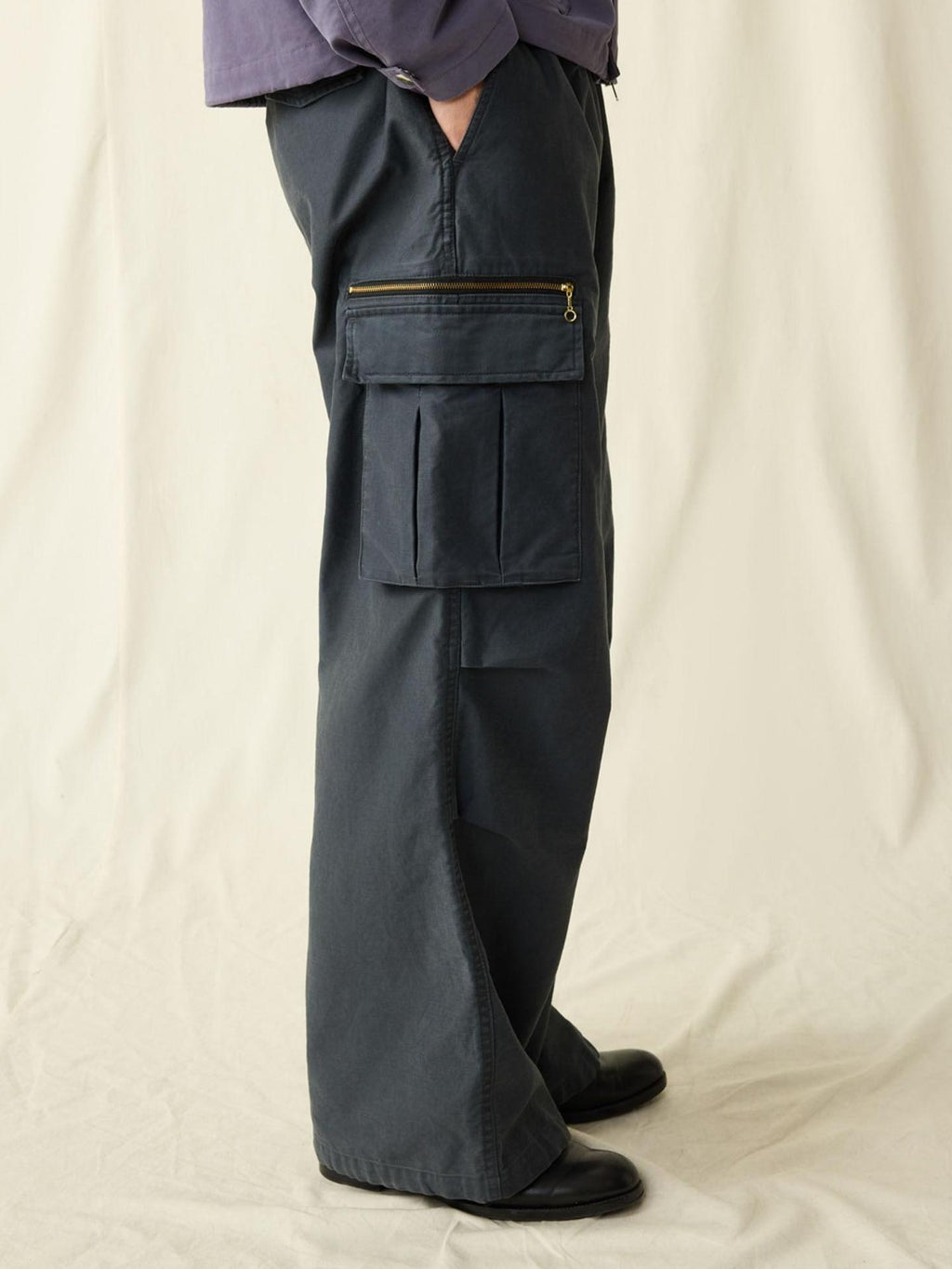 SUPERTOFU Distressed Loose Fit Cargo Workwear Unisex Gray Cotton Zipper Fly Straight Pants