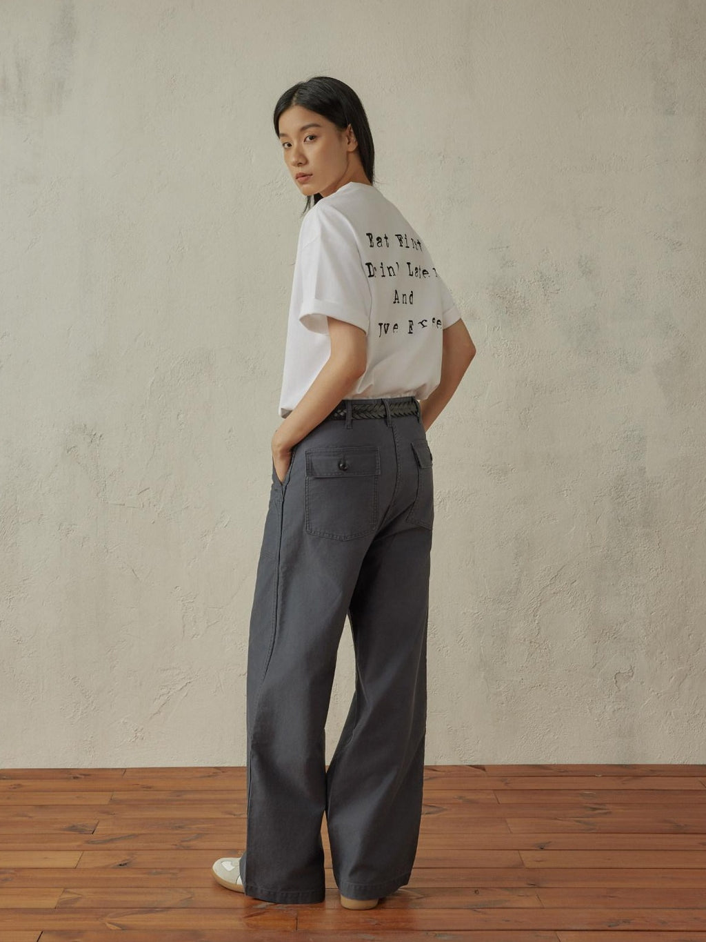 SUPERTOFU Distressed Vintage Mid Rise Cotton Unisex Solid Deep Gray Straight Pants