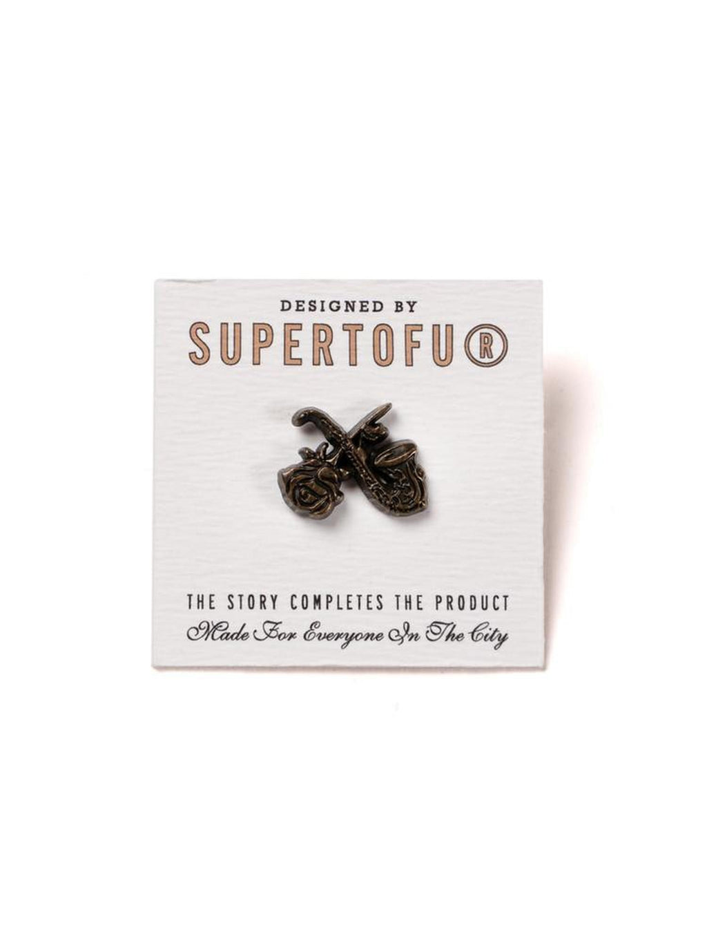 SUPERTOFU Elegant Enamel Black Panther And Rose Sax Lapel Pin For Women Jewelry Brooches