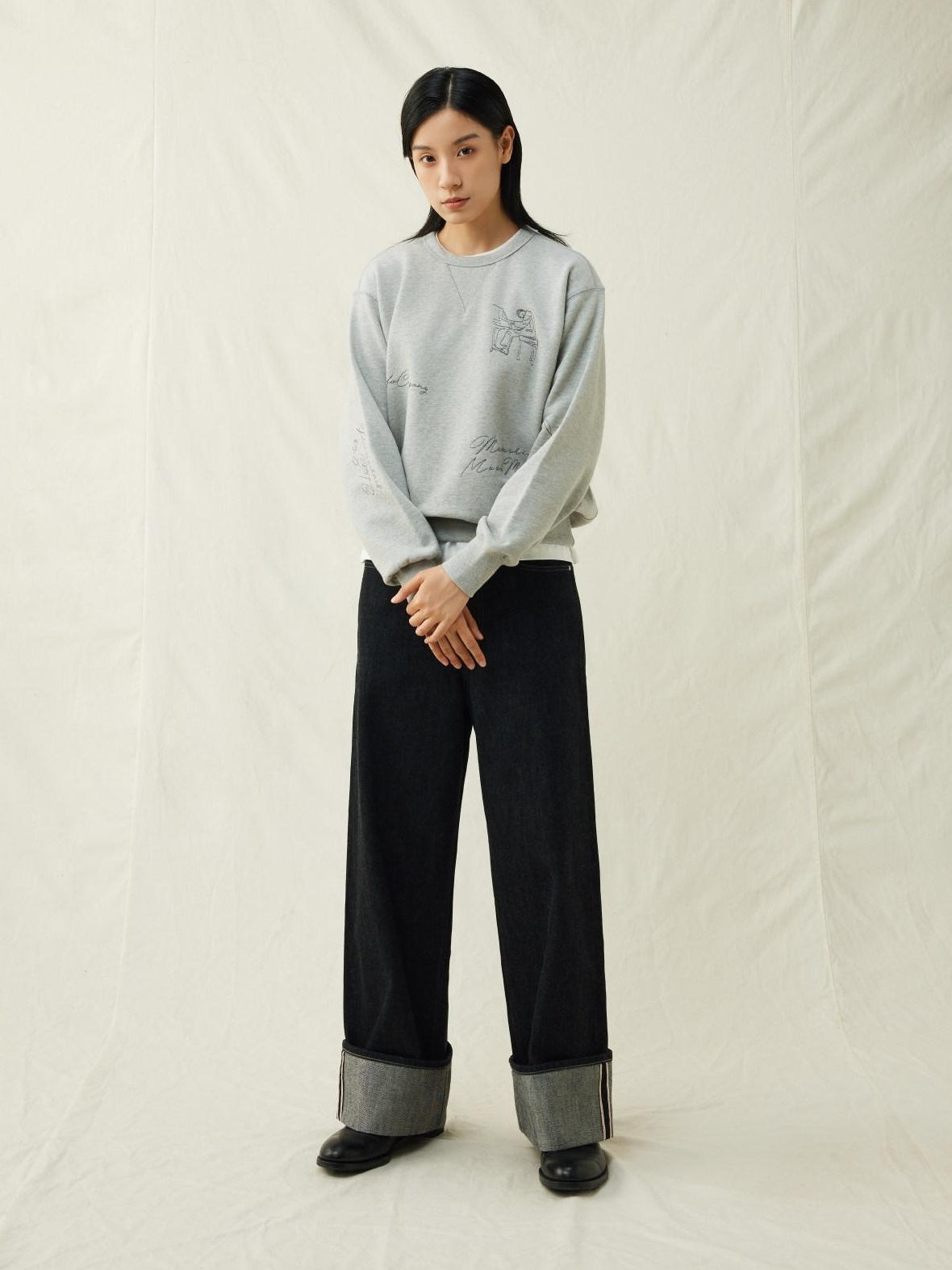 SUPERTOFU Embroidered 100 Percent Cotton Loose Fit Unisex Raglan Heather Gray Sweatshirts