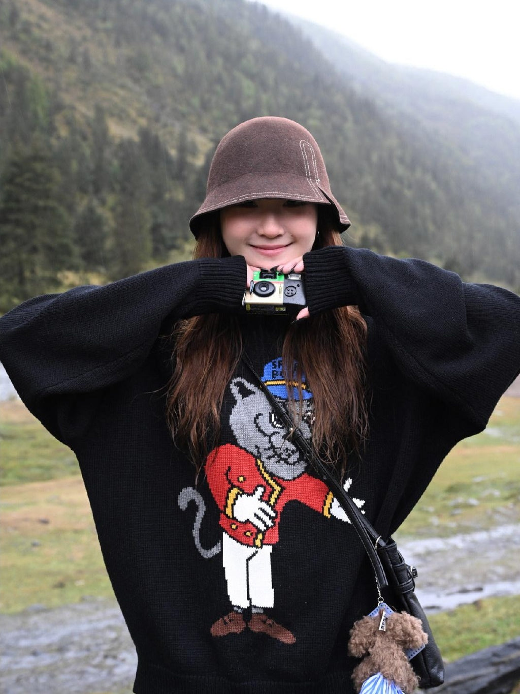 SUPERTOFU Embroidered Acrylic Cotton Blend Youth Crewneck Unisex Casual Warm Knit Sweaters
