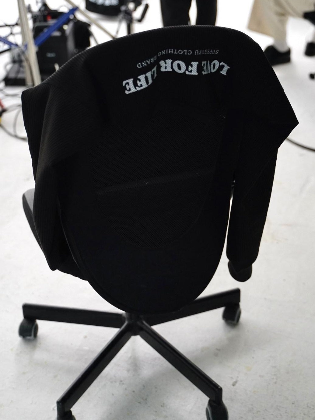 SUPERTOFU Hand Painted Vintage Crew Neck Regular Fit Unisex Polyester Long Sleeve T-Shirts