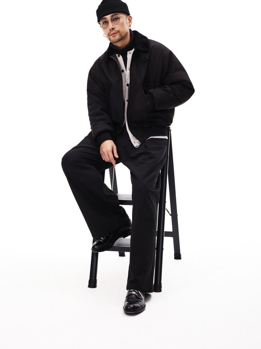 SUPERTOFU Insulated Oversized Stand Collar Zip Front Unisex Polyester Puffer Jackets