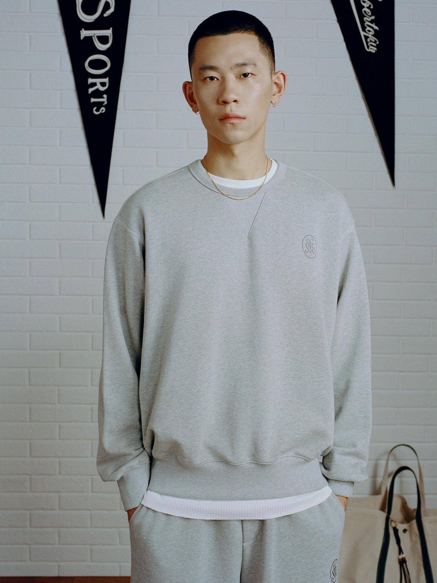 SUPERTOFU Keeps Shape Loose Japanese Crewneck Unisex Everyday Cotton Pullover Sweatshirts