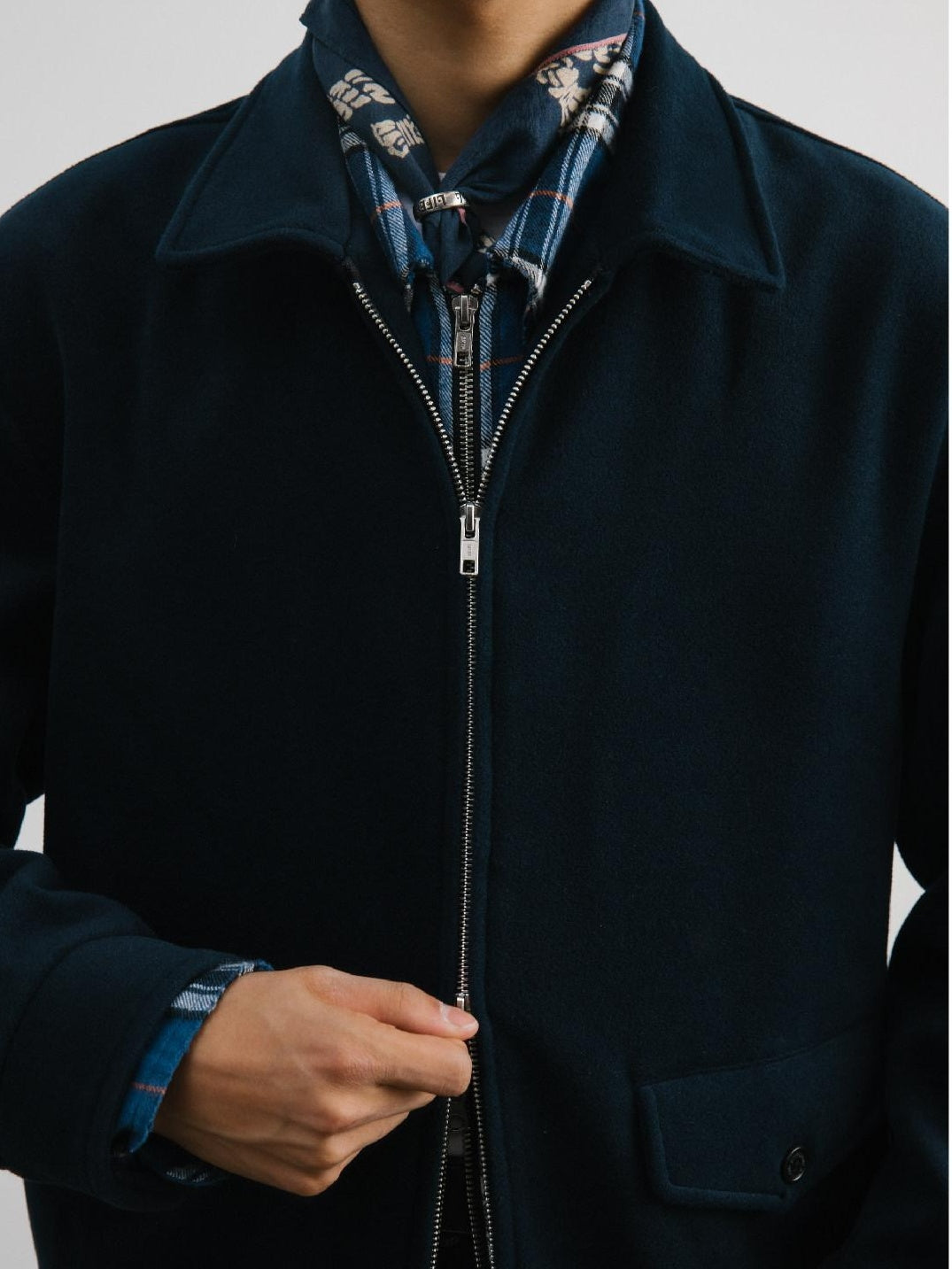 SUPERTOFU Light Zip Front Lapel Collar Regular Fit Unisex Navy Brown Casual Jackets