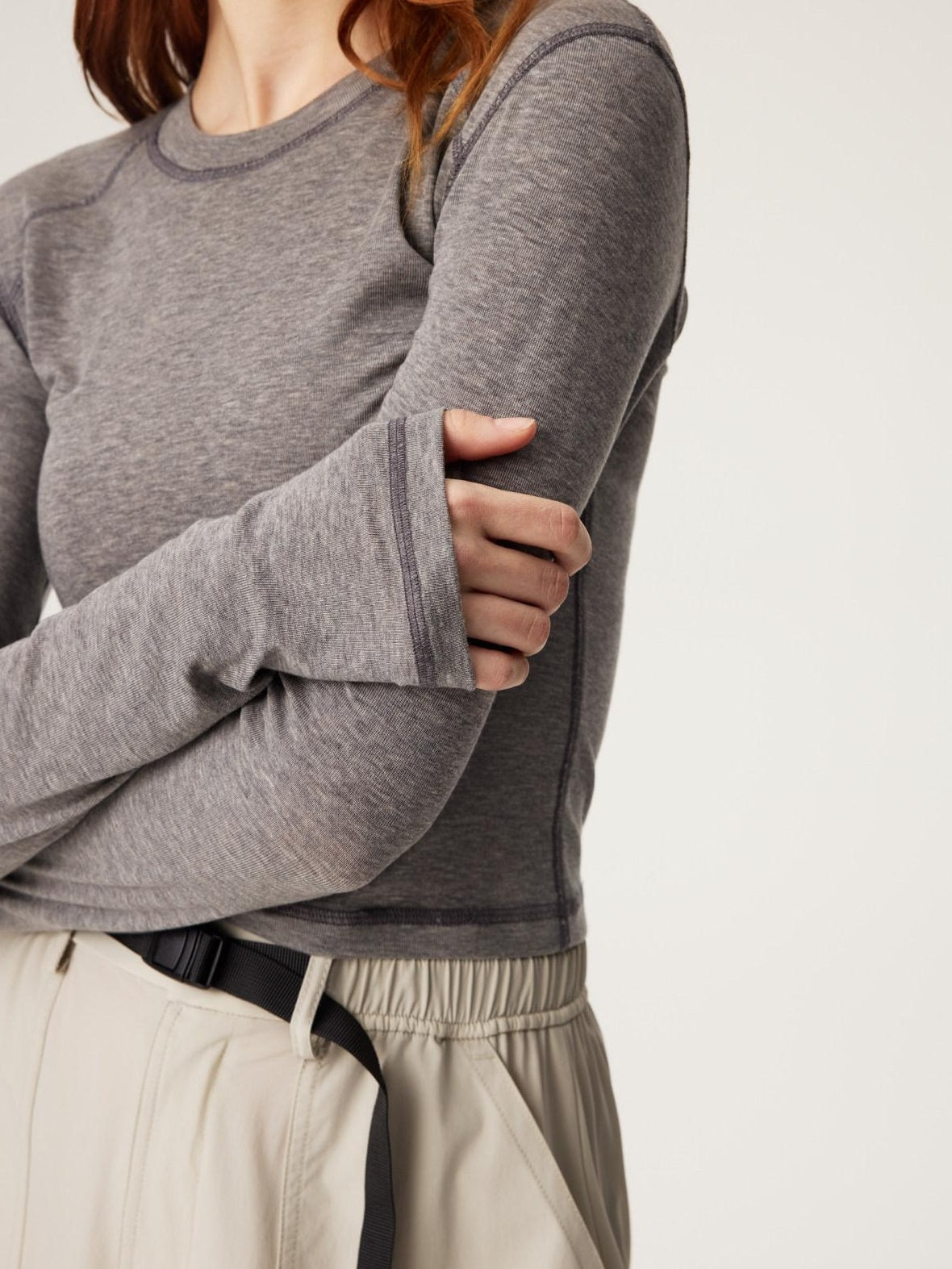 SUPERTOFU Lyocell Merino Slim Cropped Crewneck Knit Black Heather Long Sleeve T-Shirts