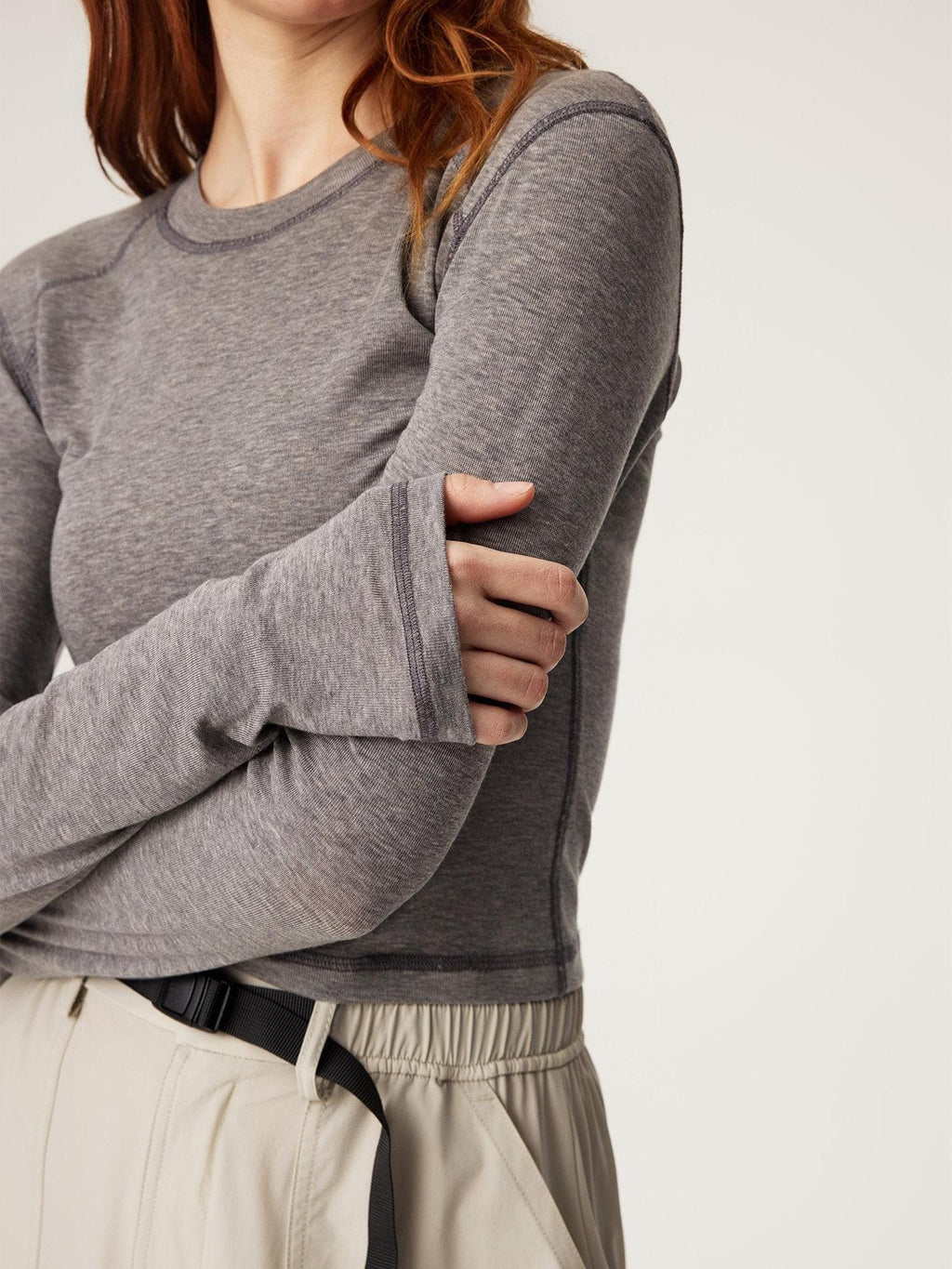 SUPERTOFU Lyocell Merino Slim Cropped Crewneck Knit Black Heather Long Sleeve T-Shirts