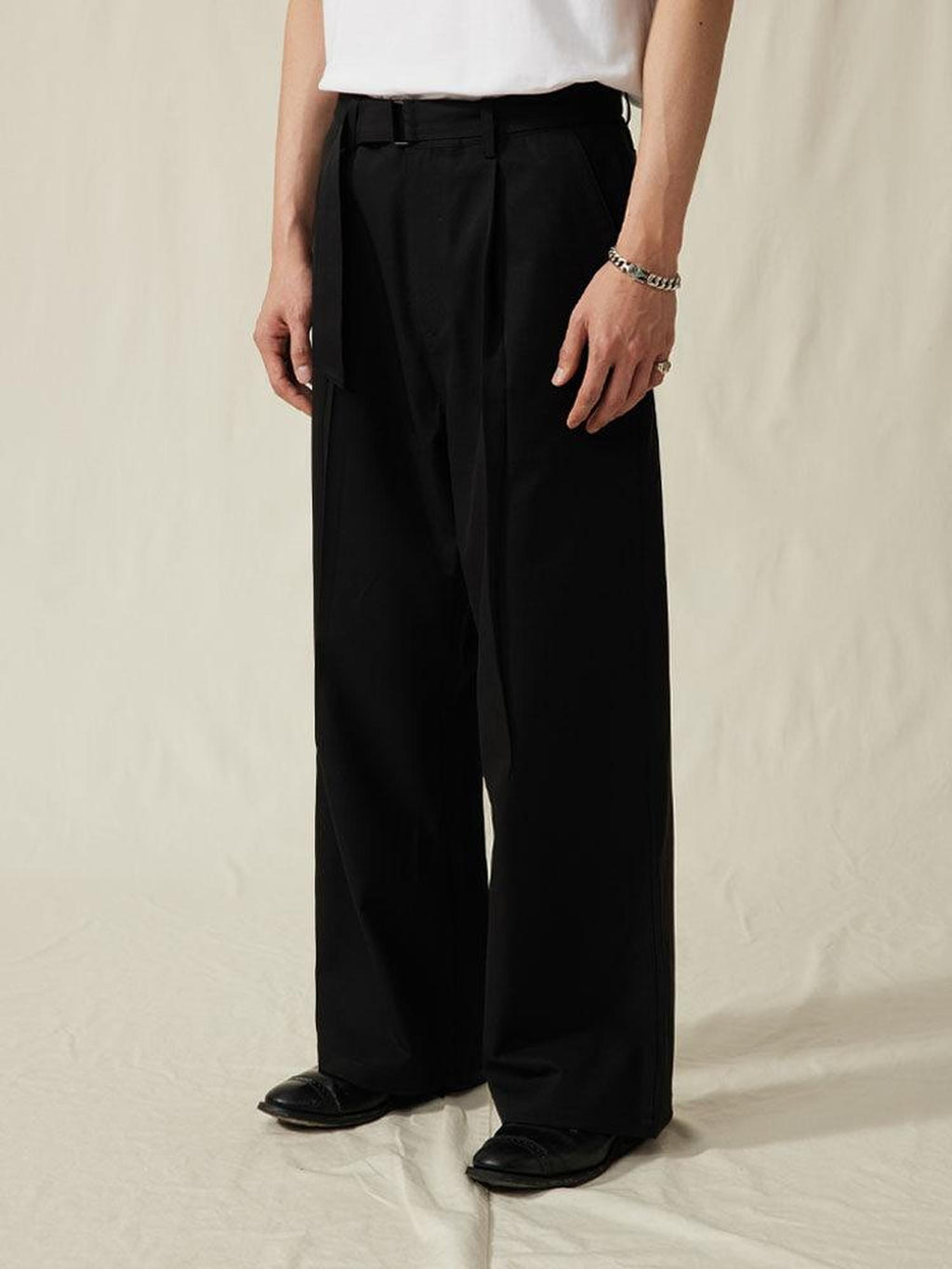 SUPERTOFU Mid Rise Loose Fit Youthful Casual Solid Khaki Black Straight Pants