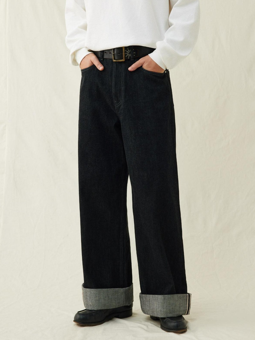 SUPERTOFU Mid Rise Selvedge Vintage Loose 100 Percent Cotton Black Youth Straight Jeans