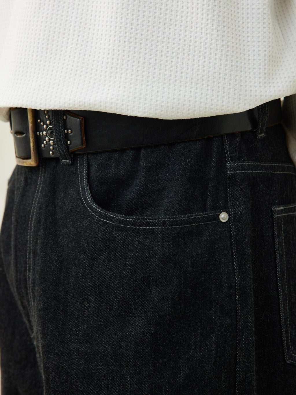 SUPERTOFU Mid Rise Selvedge Vintage Loose 100 Percent Cotton Black Youth Straight Jeans