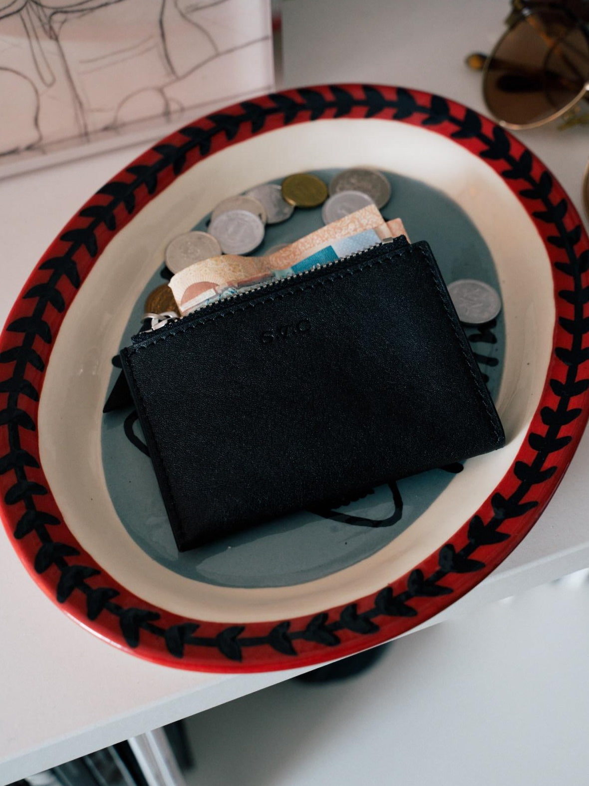 SUPERTOFU Premium Cowhide Leather Structured Stylish Office Black Tote Bags