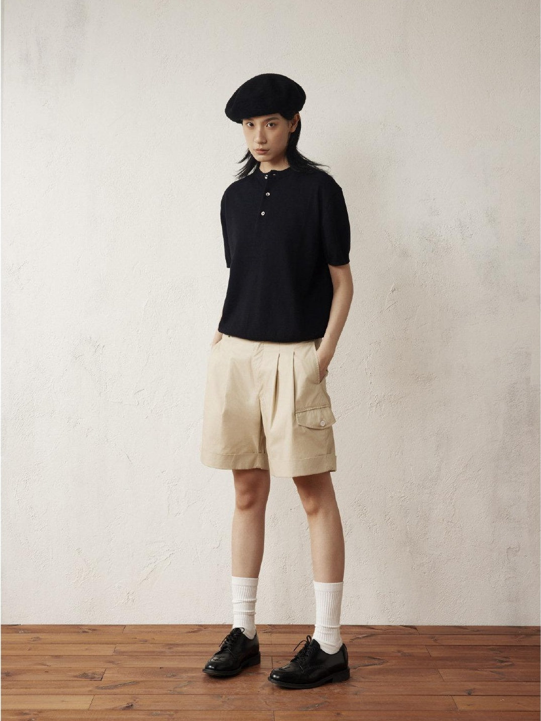 SUPERTOFU Pure Cotton Mid Rise Regular Fit Casual Solid Khaki Black Short Trousers