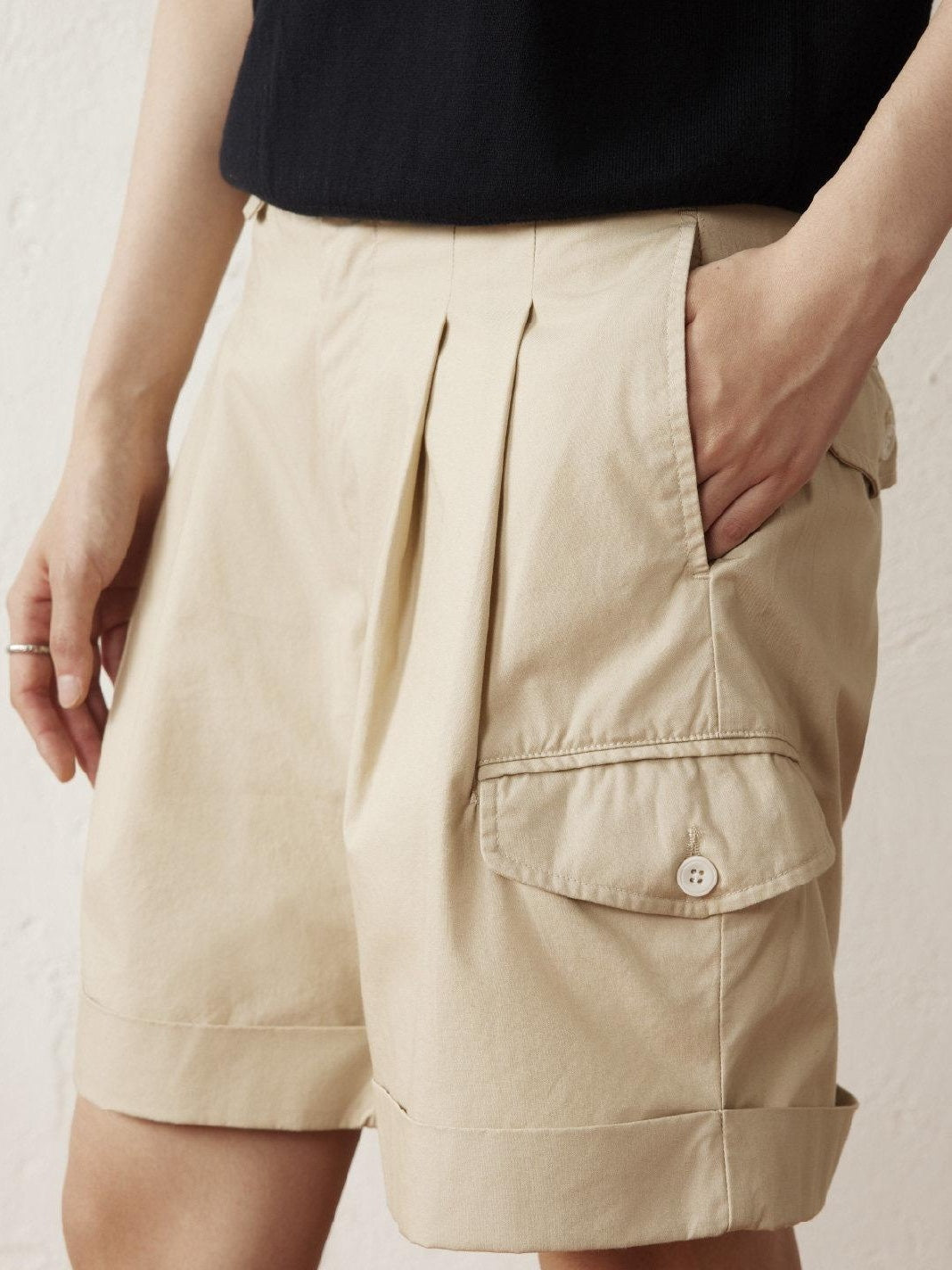 SUPERTOFU Pure Cotton Mid Rise Regular Fit Casual Solid Khaki Black Short Trousers